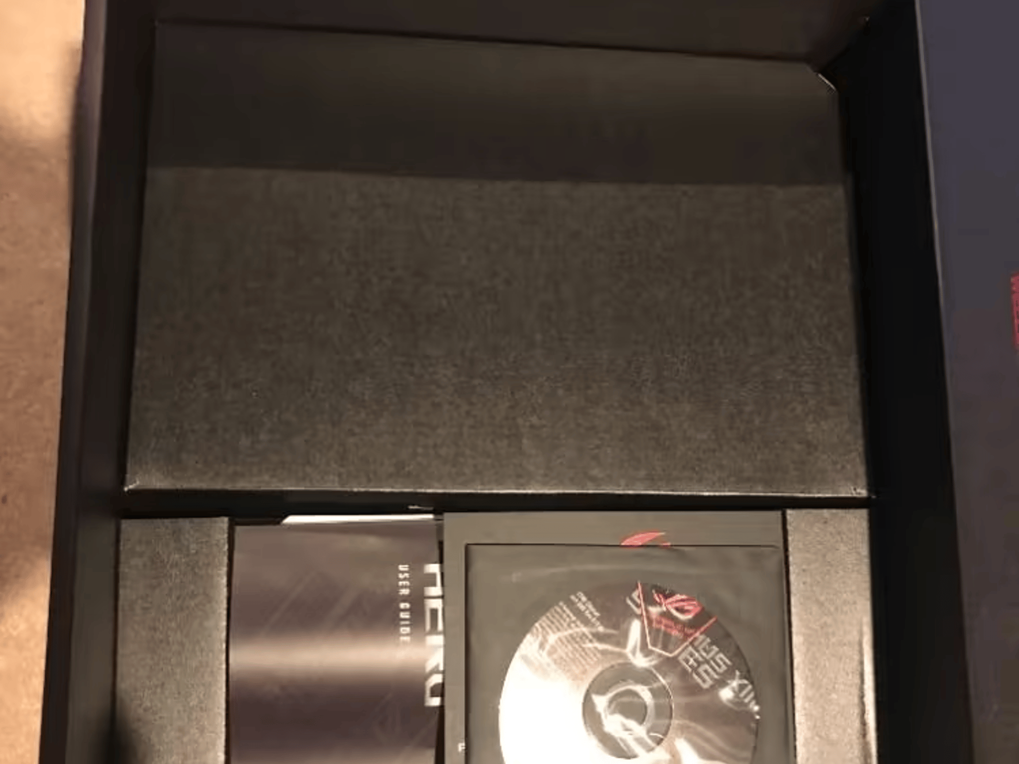 ASUS ROG MAXIMUS XIII HERO Z590 GAMING MOTHERBOARD LGA1200 socket