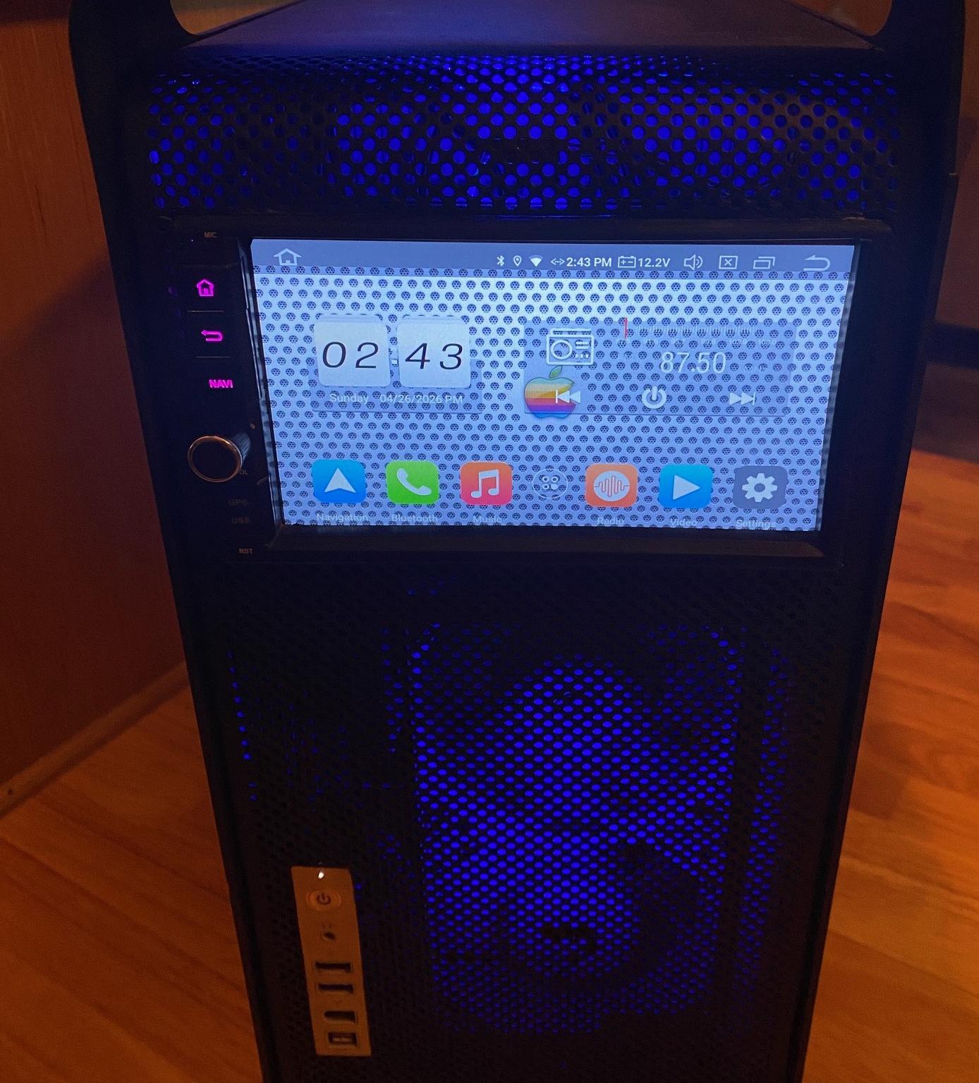 Custom Apple Mac Pro 3, 1 | Built in 7" Android touchscreen receiver | LEDs