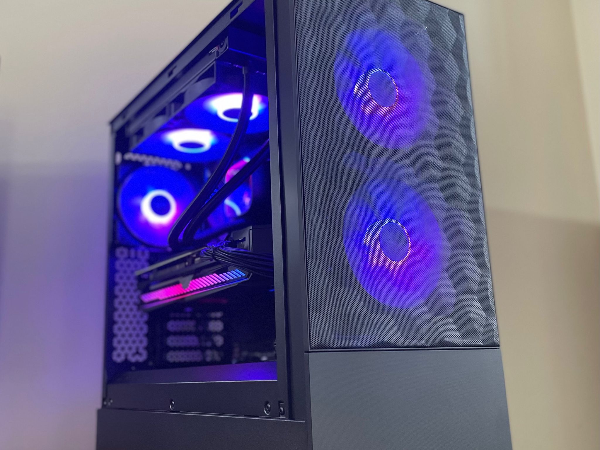 RTX 3070ti | Ryzen 5 5600 | 32GB DDR4 | ROG Custom Build