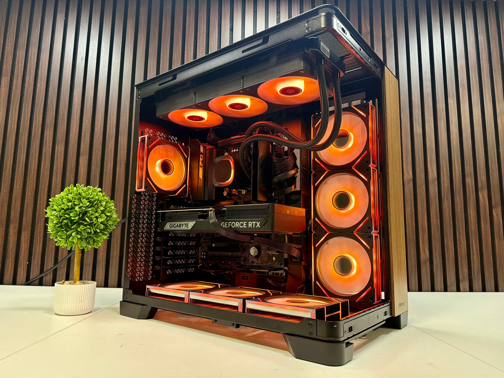 RTX 5070 TI | Ryzen 9800X3D | 32GB DDR5 CL 30 | 2TB M.2 | 1200 Watt Gold PSU | AIO