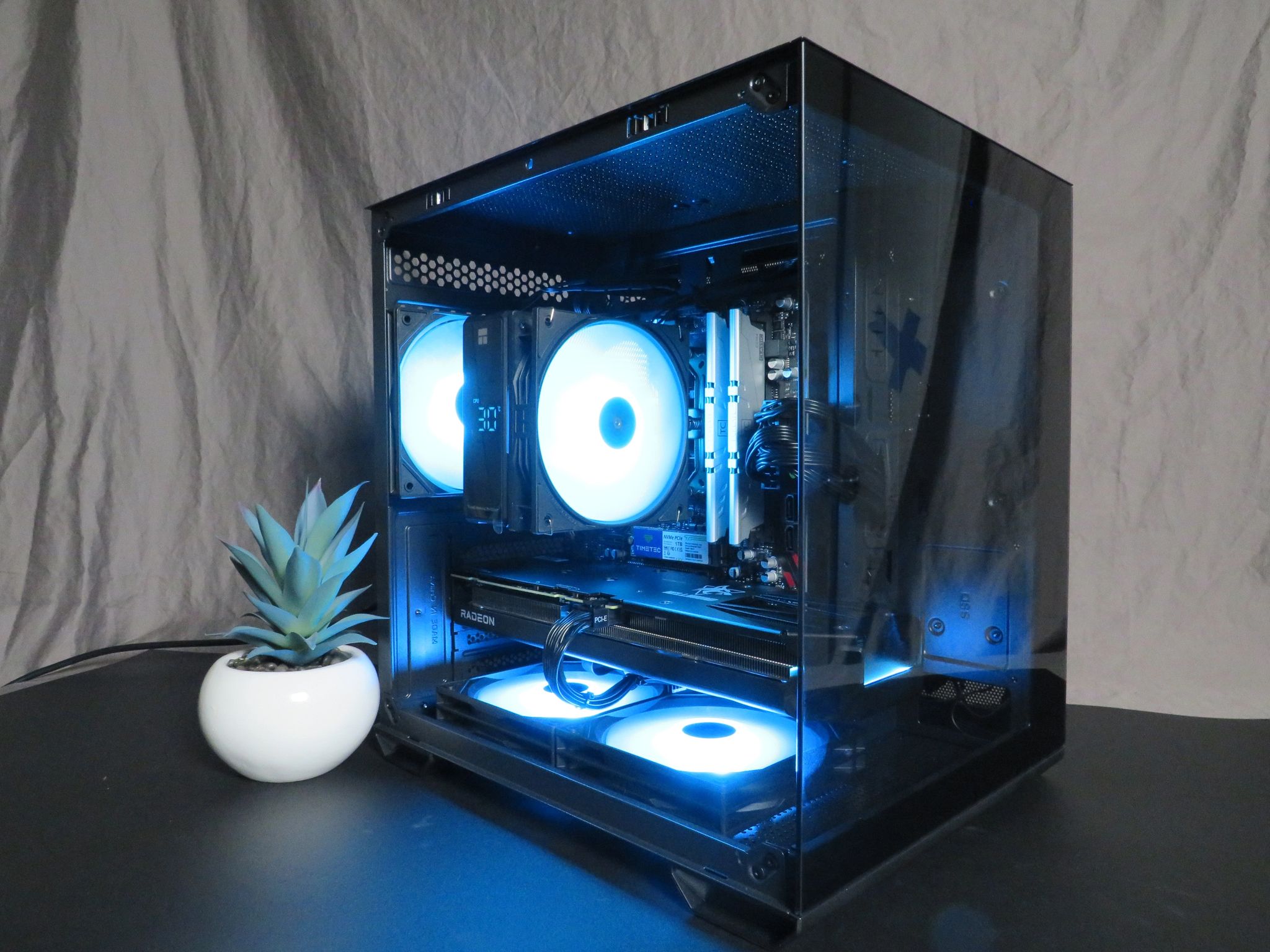 All New Parts! Ryzen 5 5500 + RX 9060 XT (8GB) + 32 GB RAM + 1 TB NVME