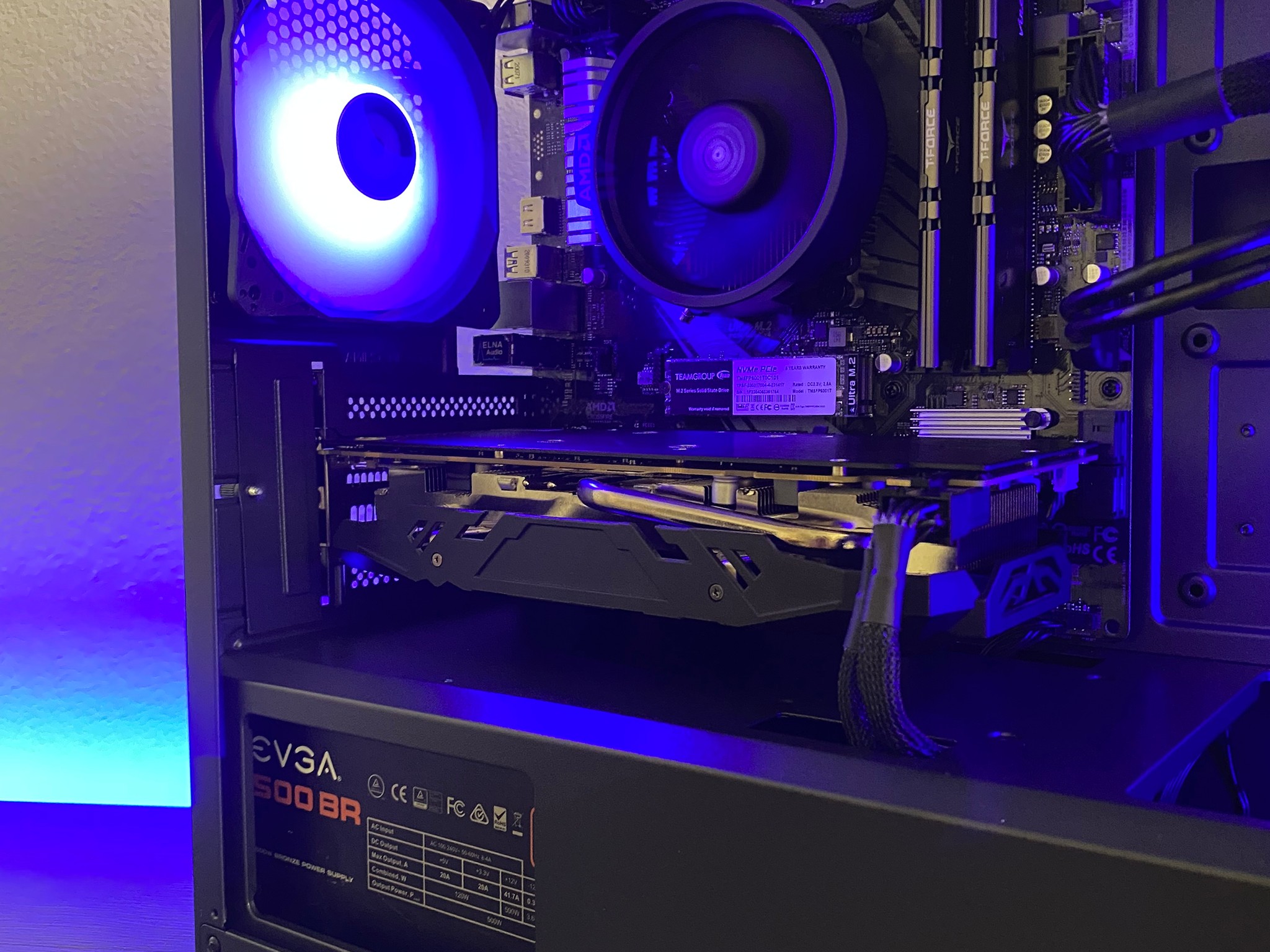 Team Red Gaming PC 1440P - AMD RX 580 8GB - AMD Ryzen 5 2600 - ARGB - 1TB NVMe