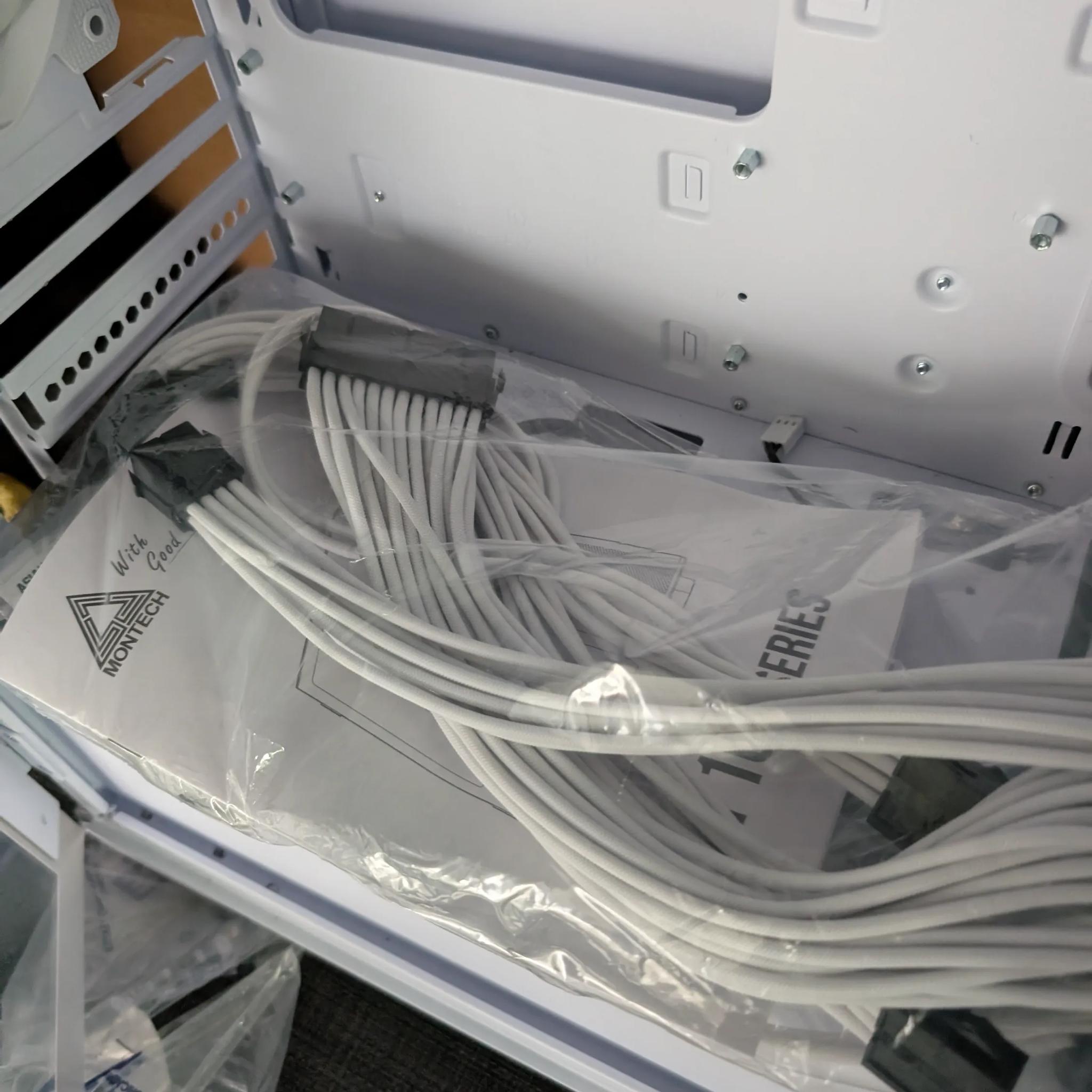 Montech Air 100 with white cable extensions