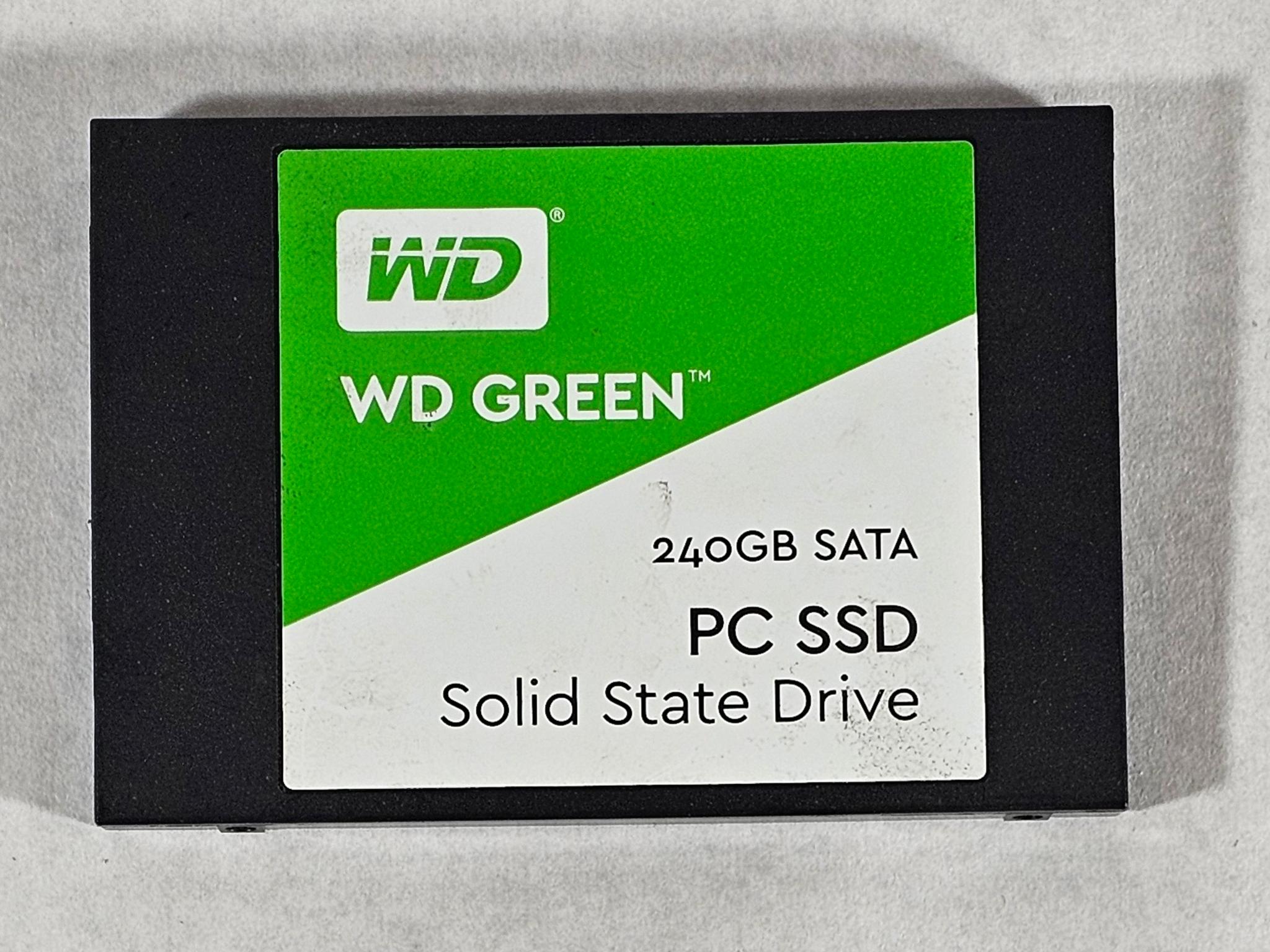 240GB 2.5" SATA SSD WD GREEN