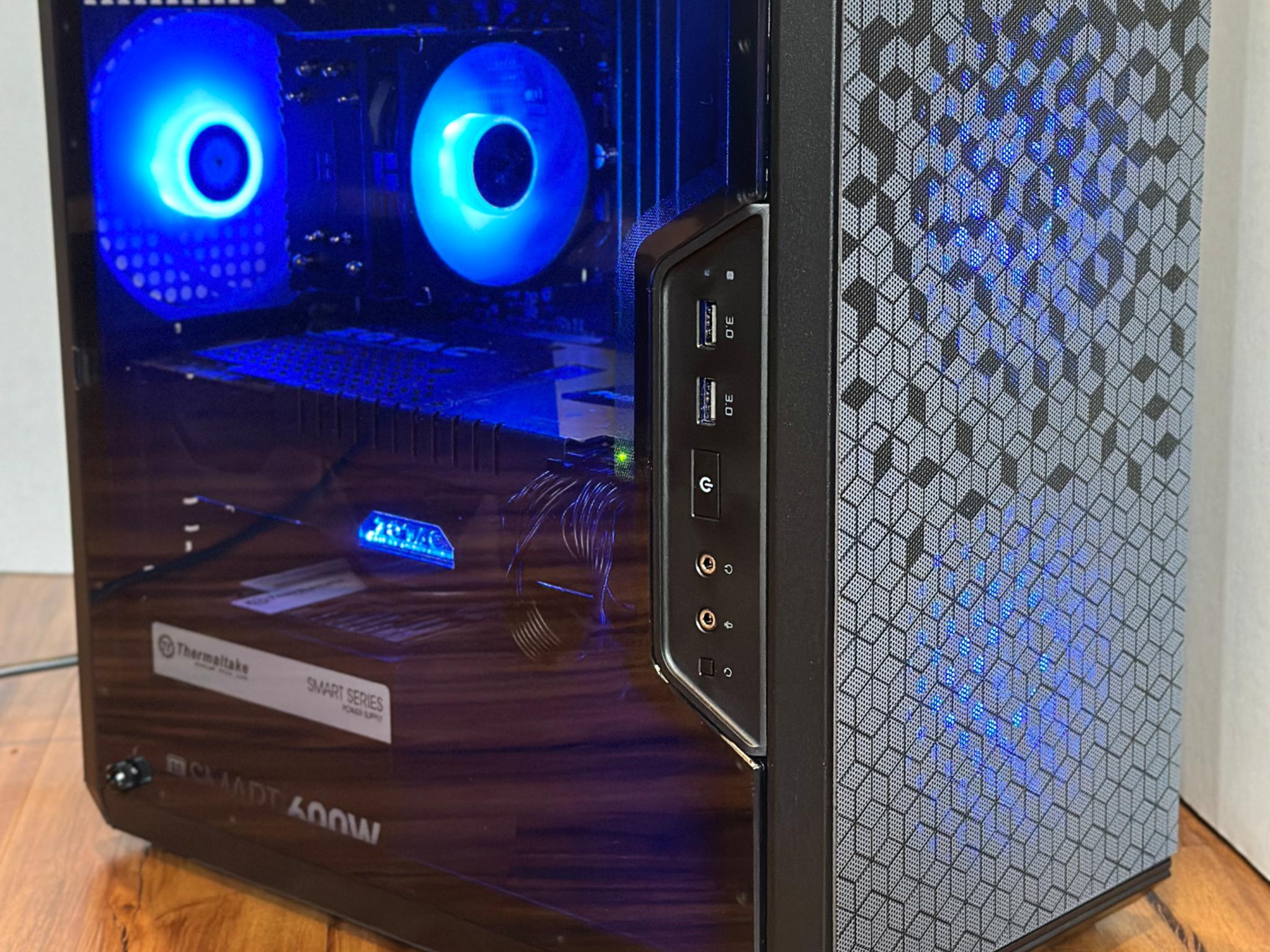 GTX 1070 | Core i7 6700 | 16GB DDR4 | 512GB SSD | Windows 11 | Office 2024 | WiFi | Custom Gaming PC