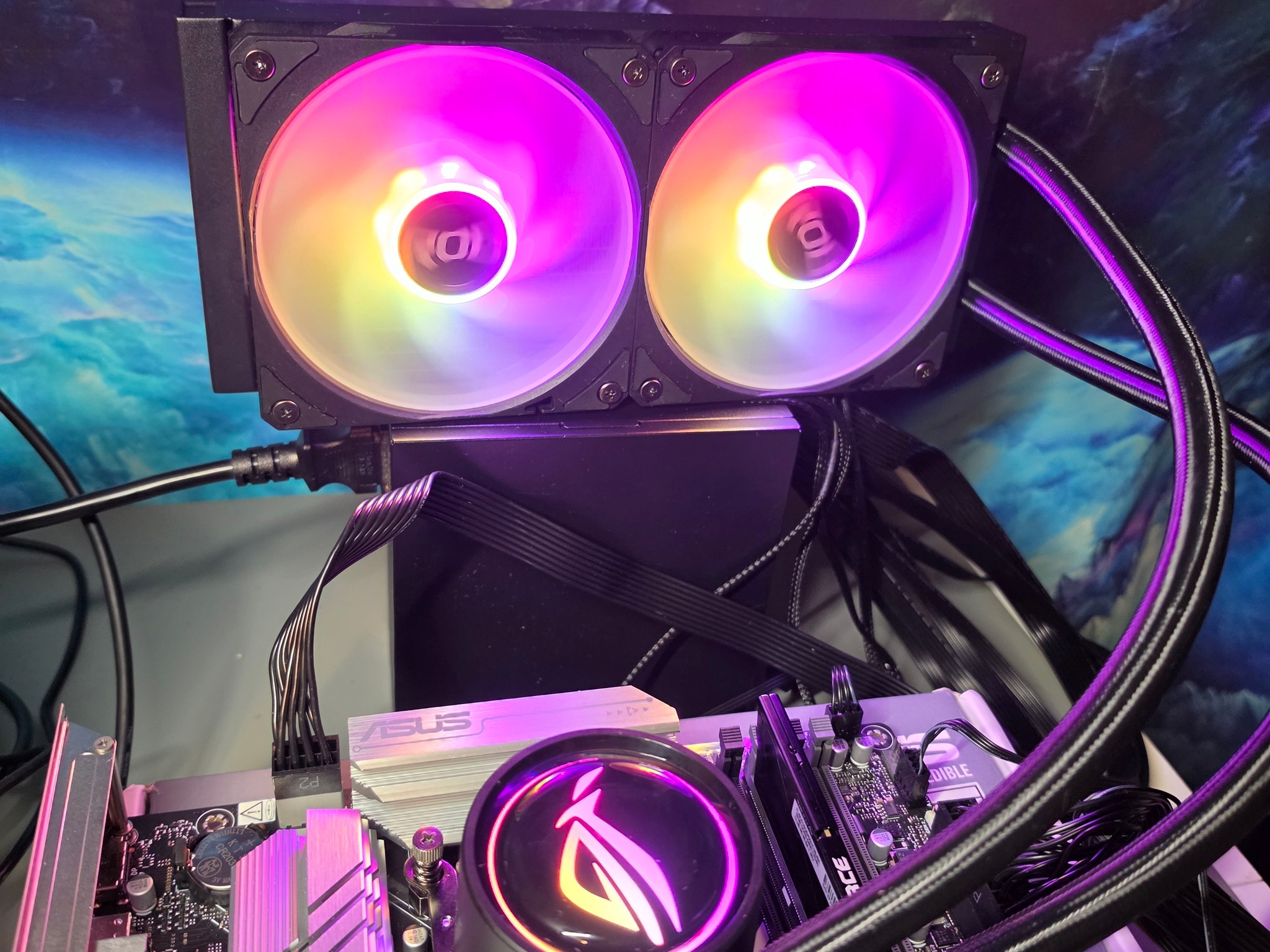 Intel Core Ultra 265f + ASUS B860M MAX GAMING AX + 240MM AIO