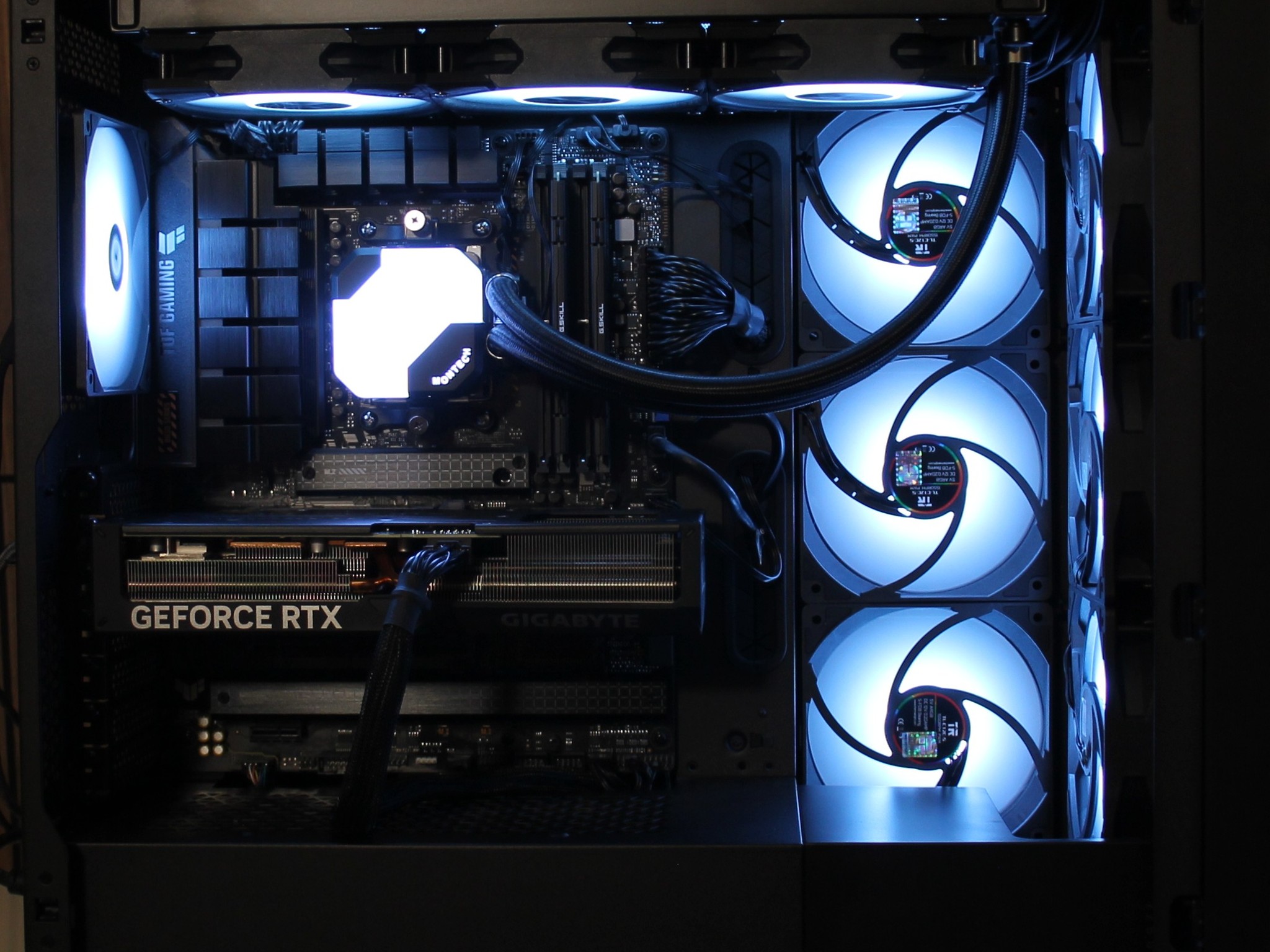 RTX 4070TI SUPER | Ryzen 9 7900x | 32GB DDR5 | 1TB NVME | GOLD PSU | Windows 11 | WIFI