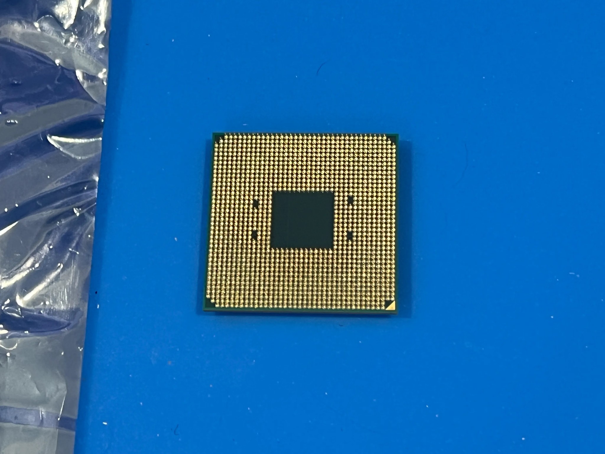 ASUS ROG STRIX B550-F GAMING (WI-FI) MOTHERBOARD WITH AMD RYZEN 7 5800X PROCESSOR