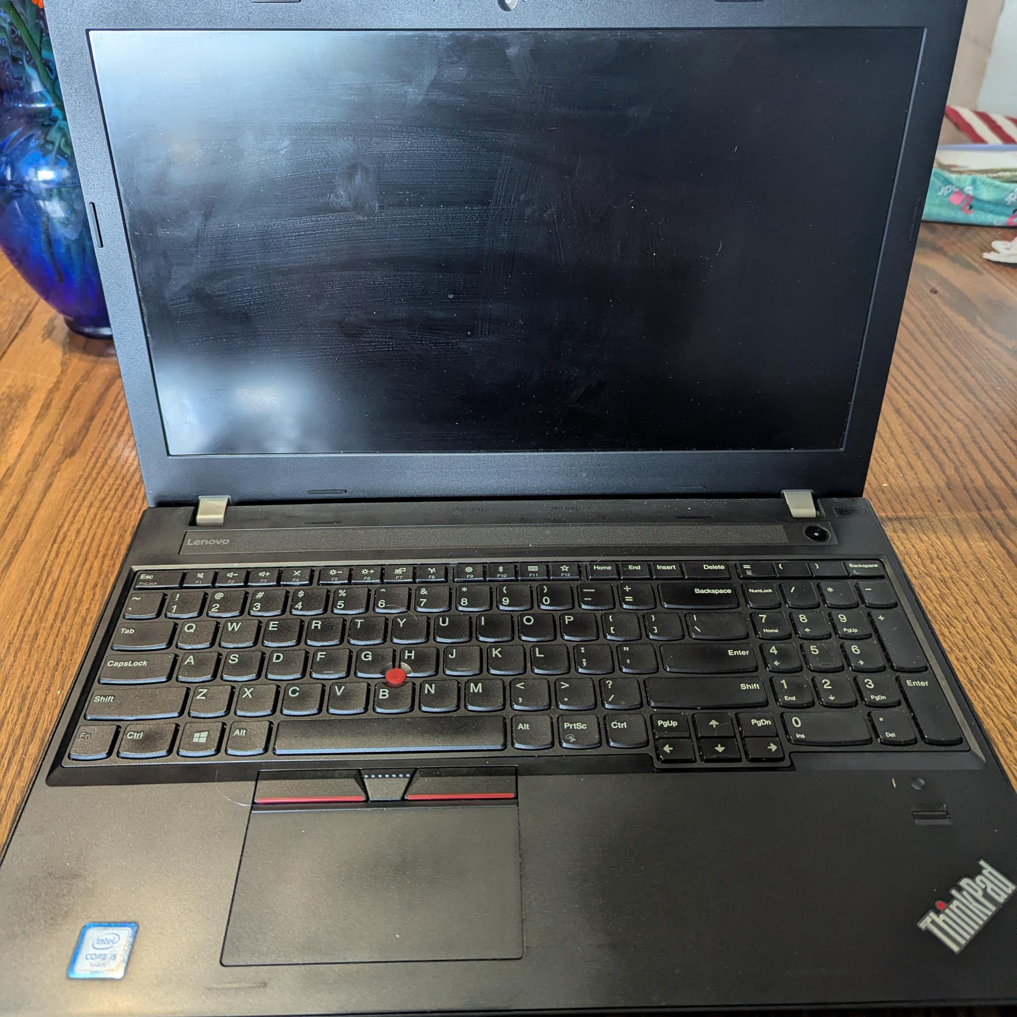 Lenovo Thinkpad E570 6th Gen i5 32gb RAM NO STORAGE NO OS