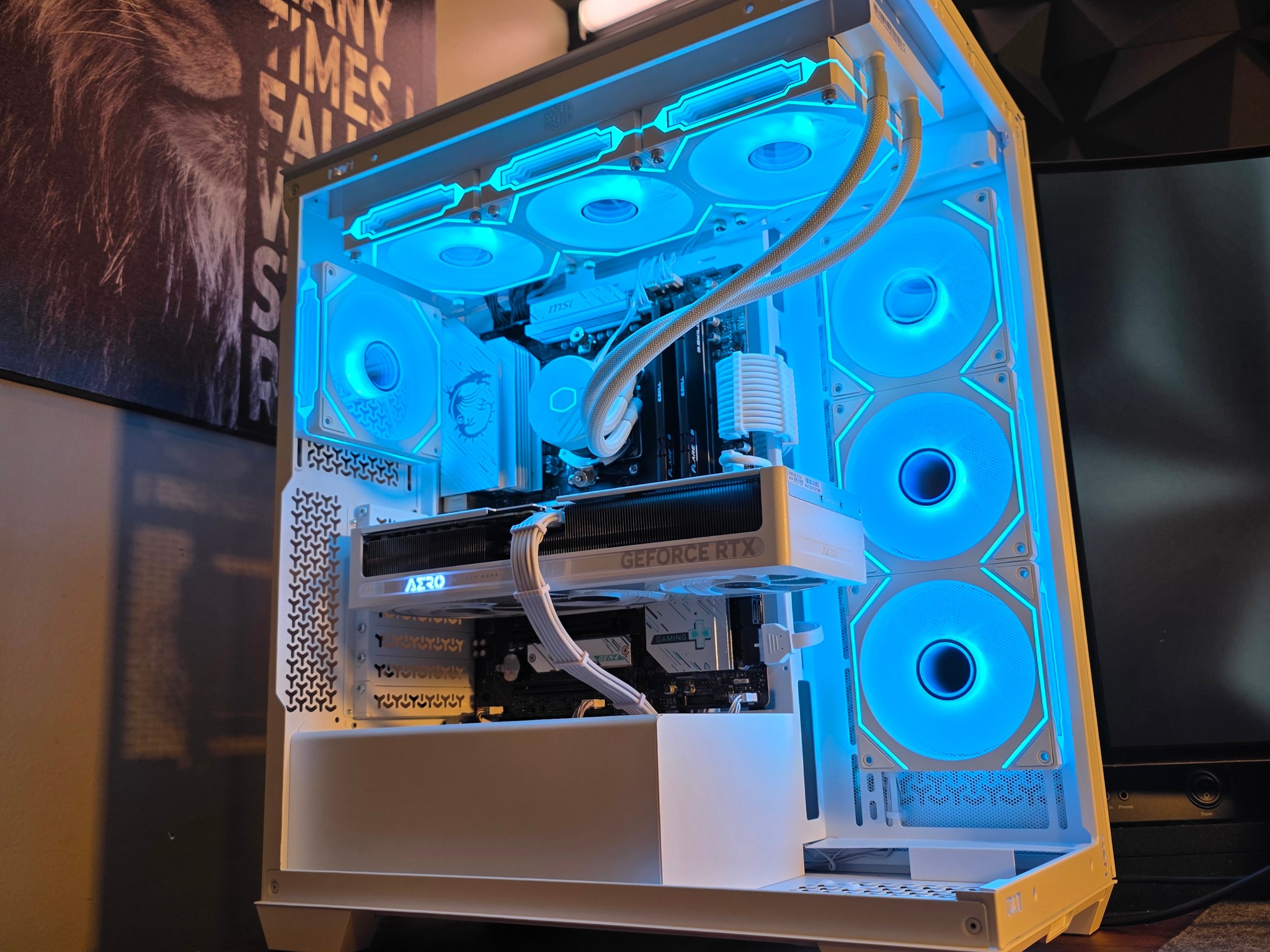 RTX 5070 + RYZEN 5 9600X DDR5 PC
