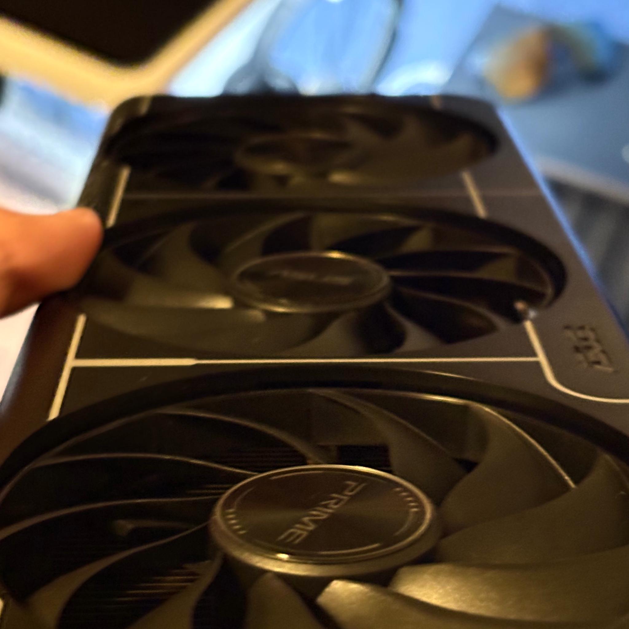 NEW NVIDIA GeForce RTX 5060 Ti 8GB | ASUS