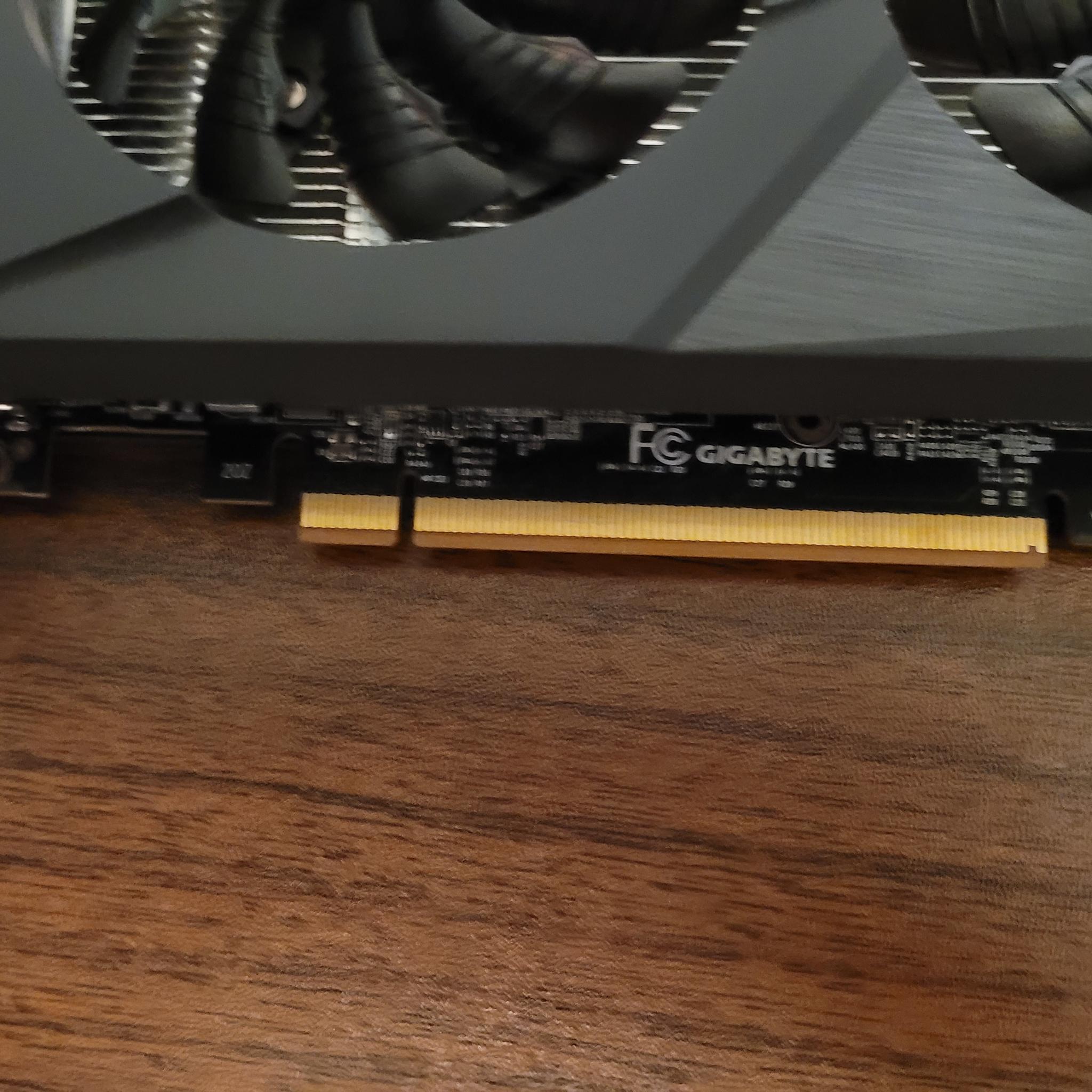 RX 6600, Gigabyte Eagle Triple-fan 8GB