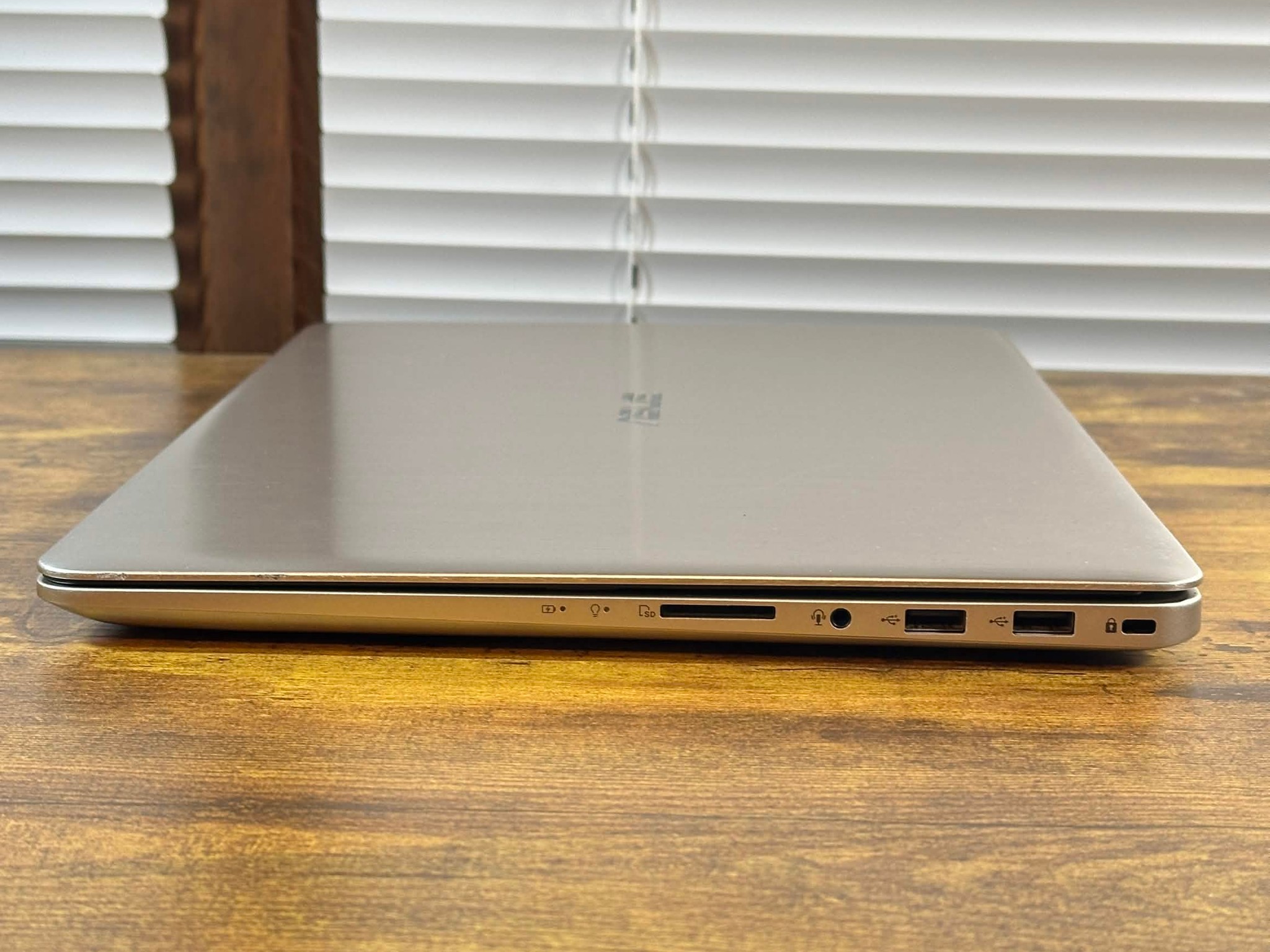 Asus M580V | Intel i7 7700HQ | GTX 1050 4GB | 16GB DDR4 | 1.2TB Storage | Windows 11 | Gaming Laptop