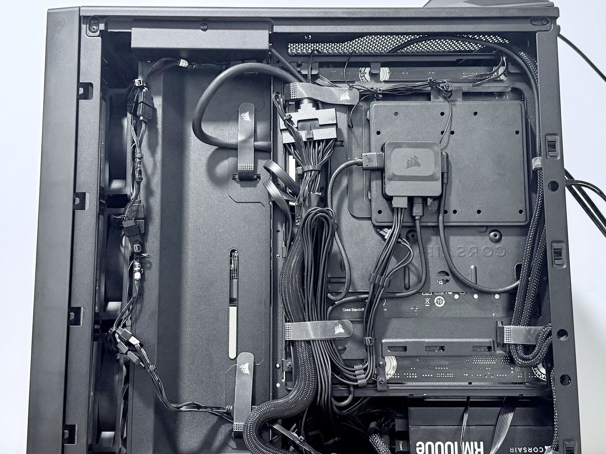 Corsair 4000D RTX 5070 OC 12GB