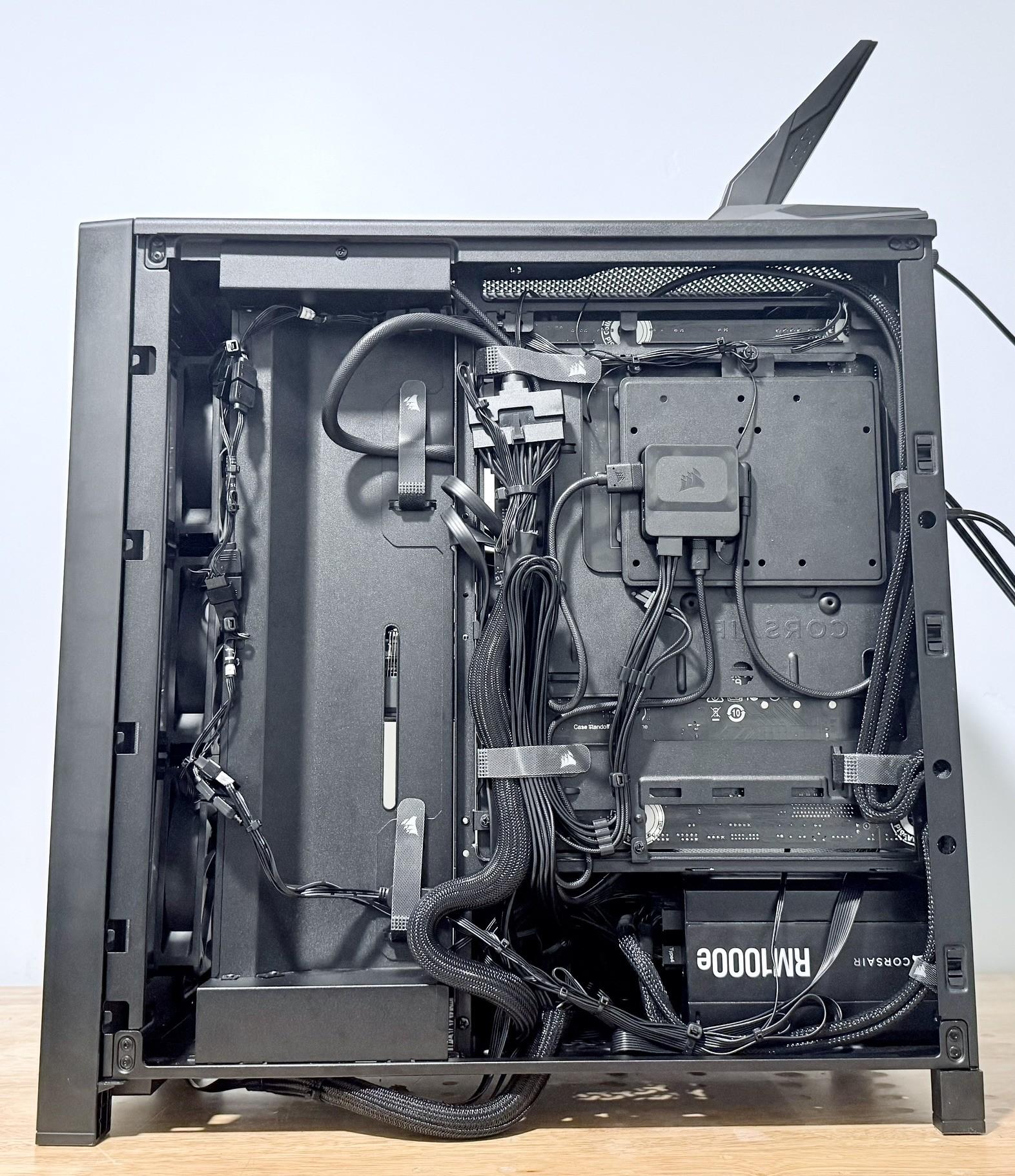 Corsair 4000D RTX 5070 OC 12GB