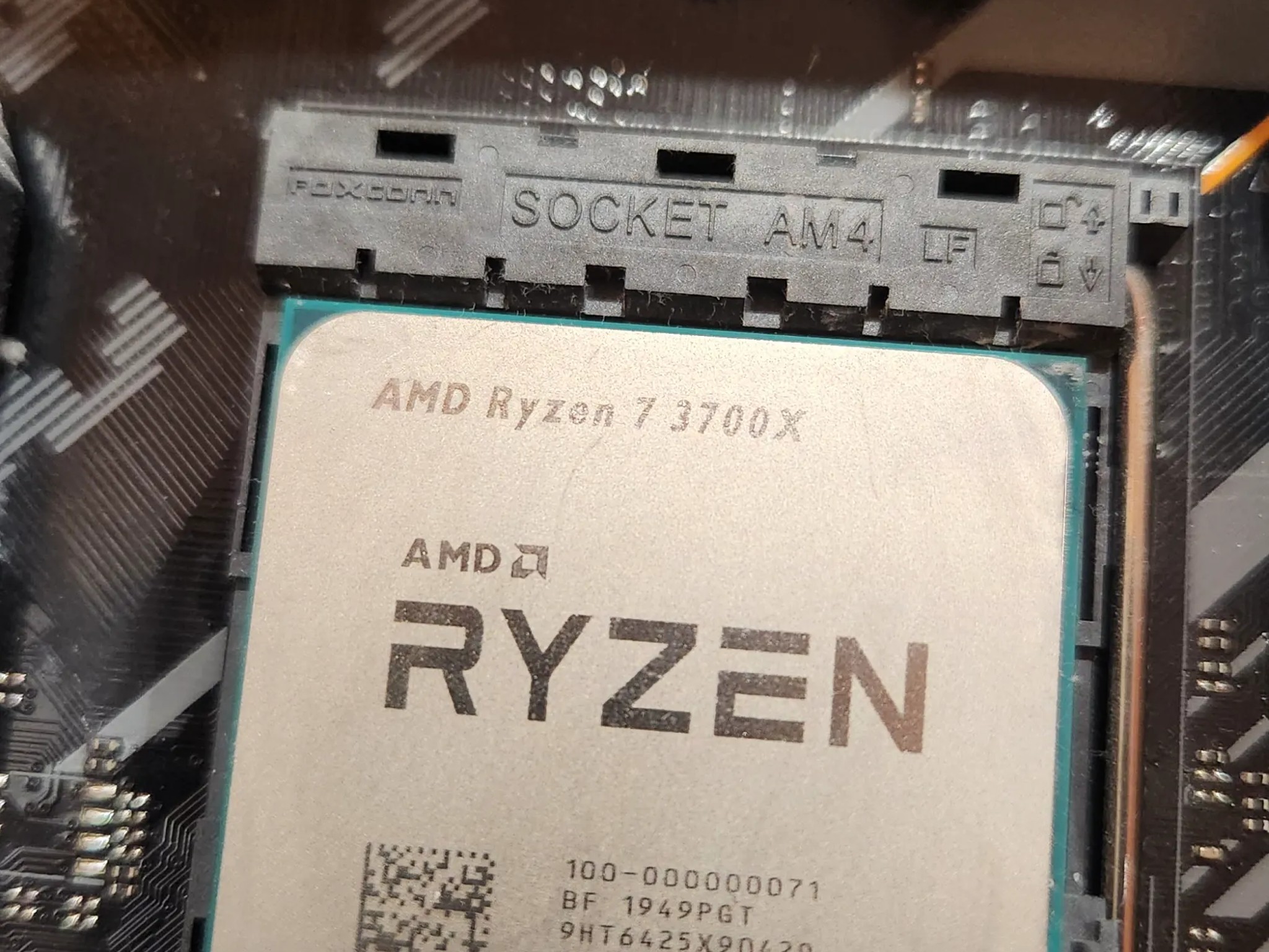 ASUS TUF x570-PLUS (WI-FI) AND Ryzen 7 3700X, 16gb RAM, 256GB M.2 (with Win 10 installed)