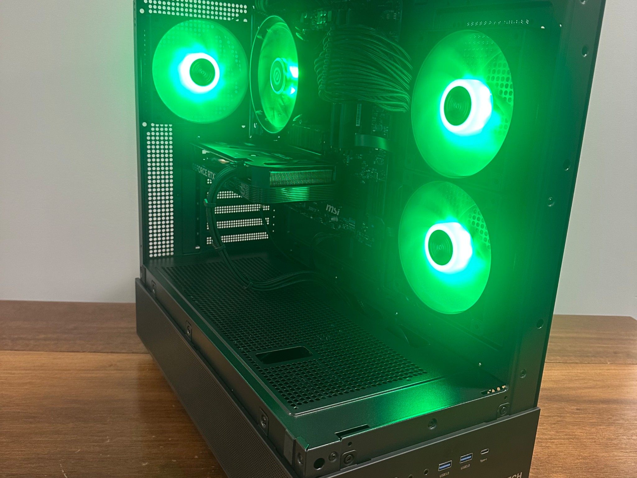 RTX 4060 | RYZEN 5 5600X | 16GB RAM | 1TB SSD | WIFI | Windows 11