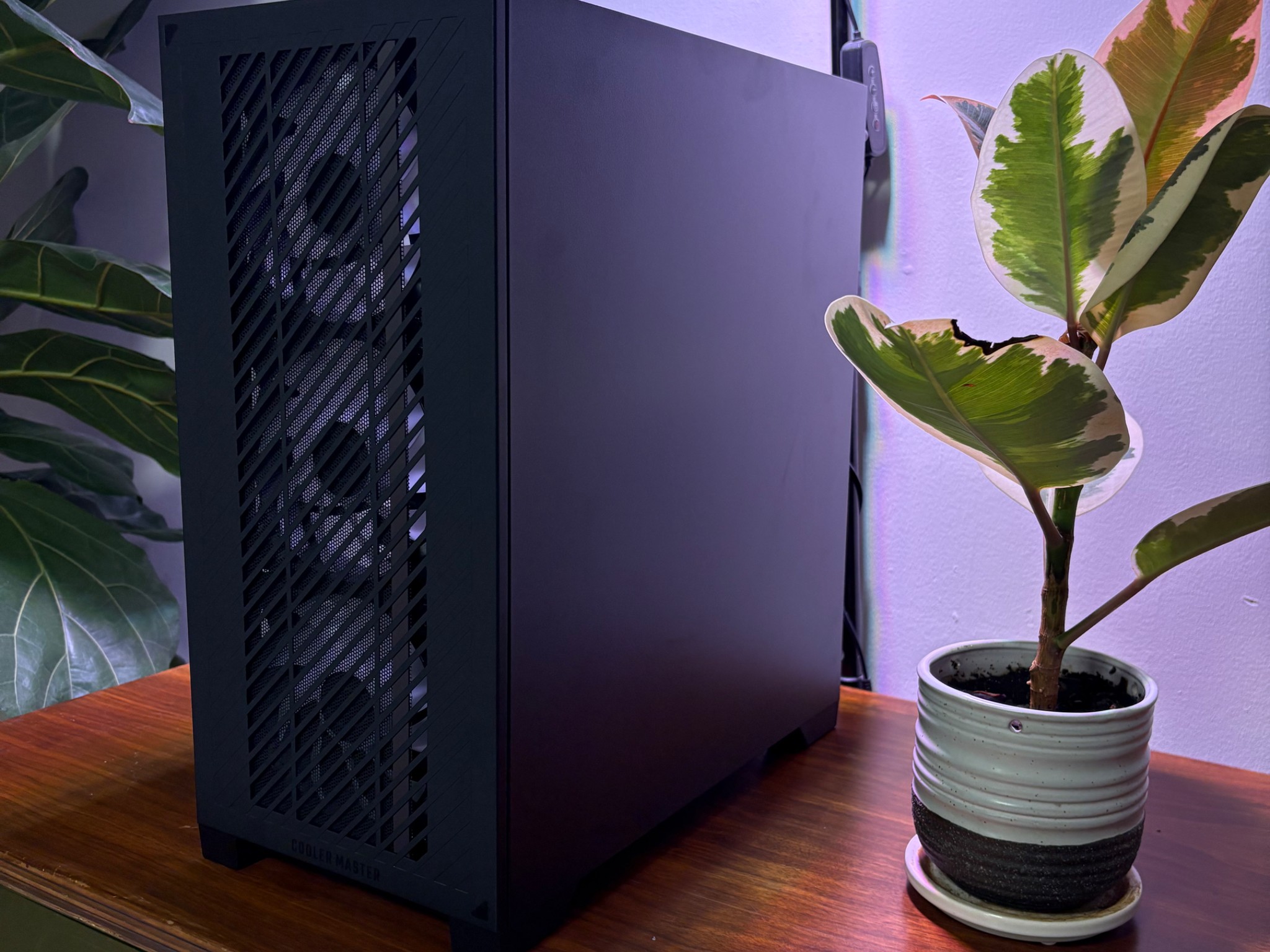 RTX 5070 | Ryzen 5 9600X | 32GB DDR5 | 1TB SSD | 750W PSU | 4 x Fans | WiFi