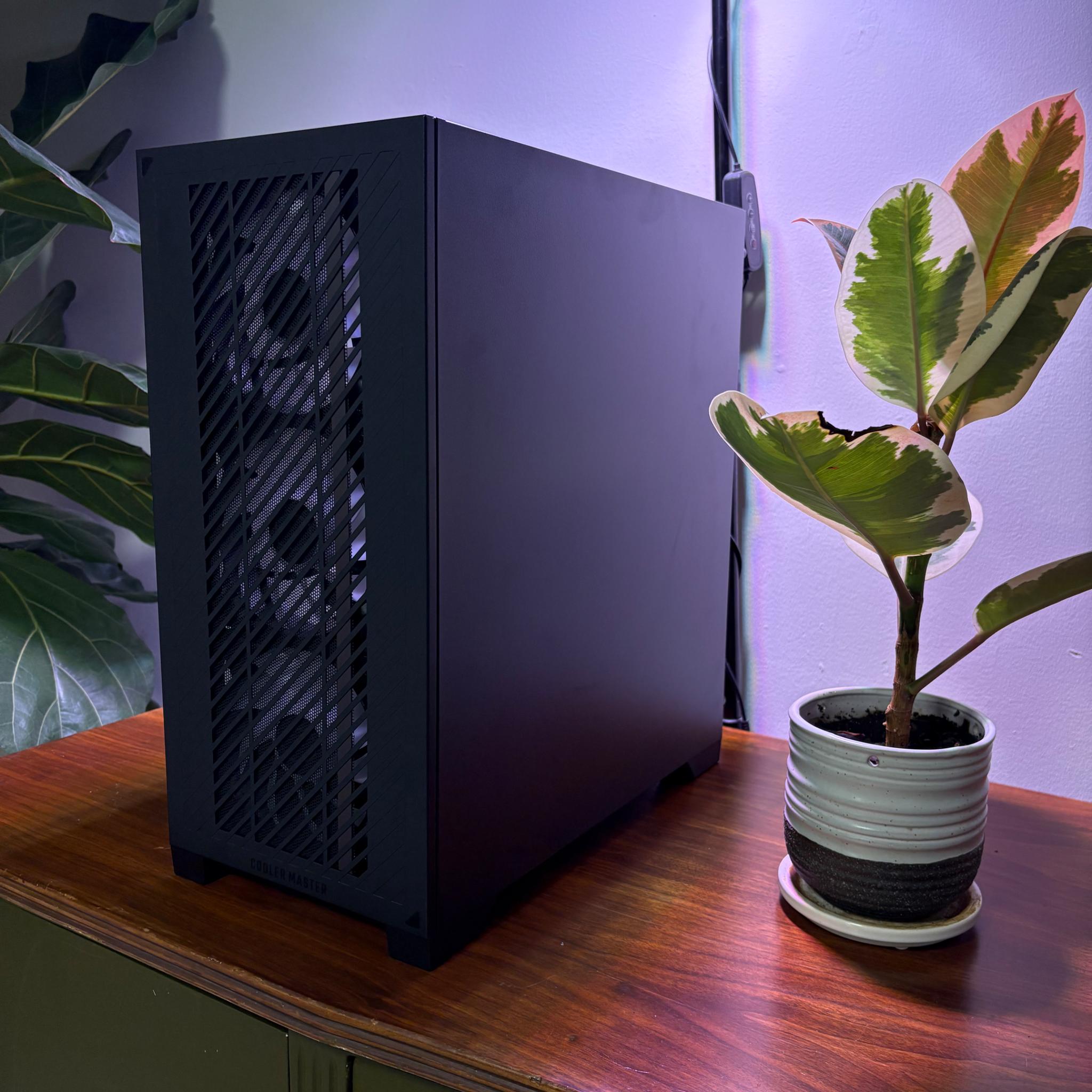 RTX 5070 | Ryzen 5 9600X | 32GB DDR5 | 1TB SSD | 750W PSU | 4 x Fans | WiFi