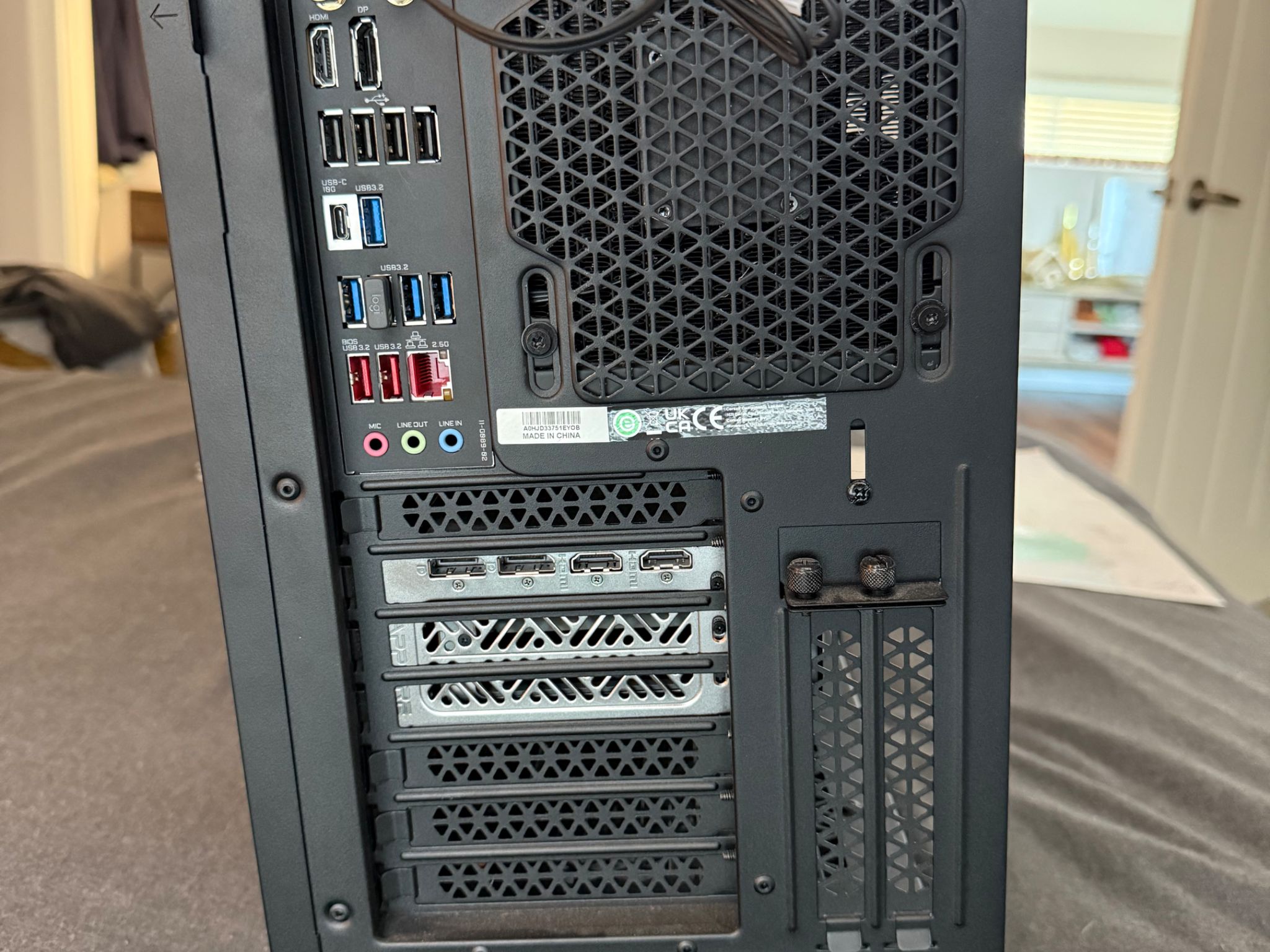 NEW* CUSTOM BUILT BLACKOUT HIGH SPEC AMD PC
