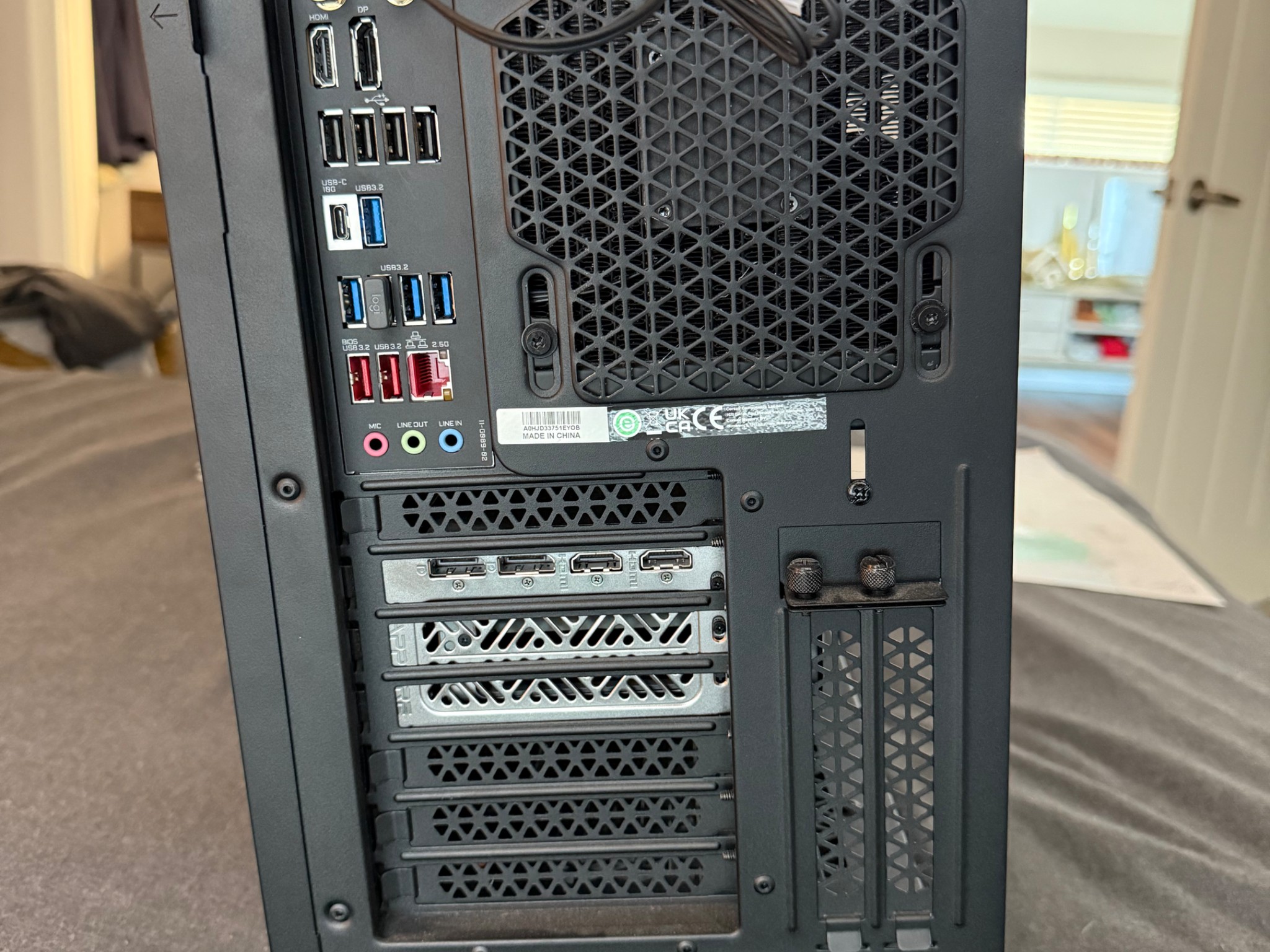 NEW* CUSTOM BUILT BLACKOUT HIGH SPEC AMD PC