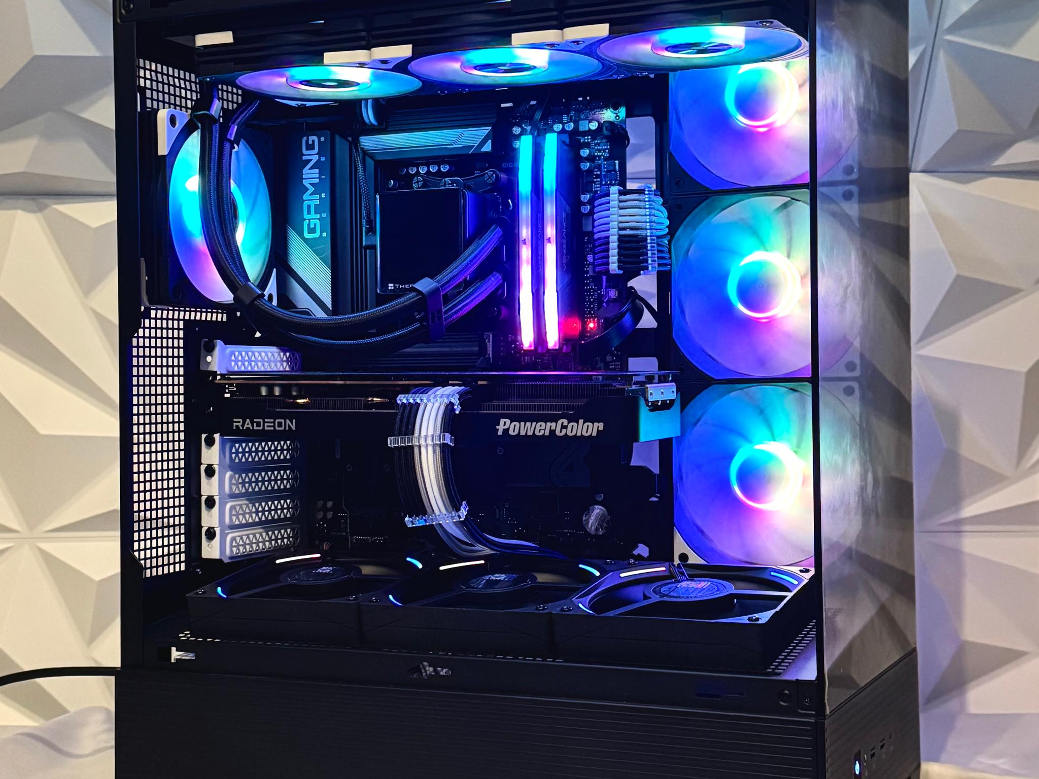 ⚫️🐰|High-end Gaming Pc| Ryzen 9 9900x, 9070xt, 32gb, 5tb, Wifi