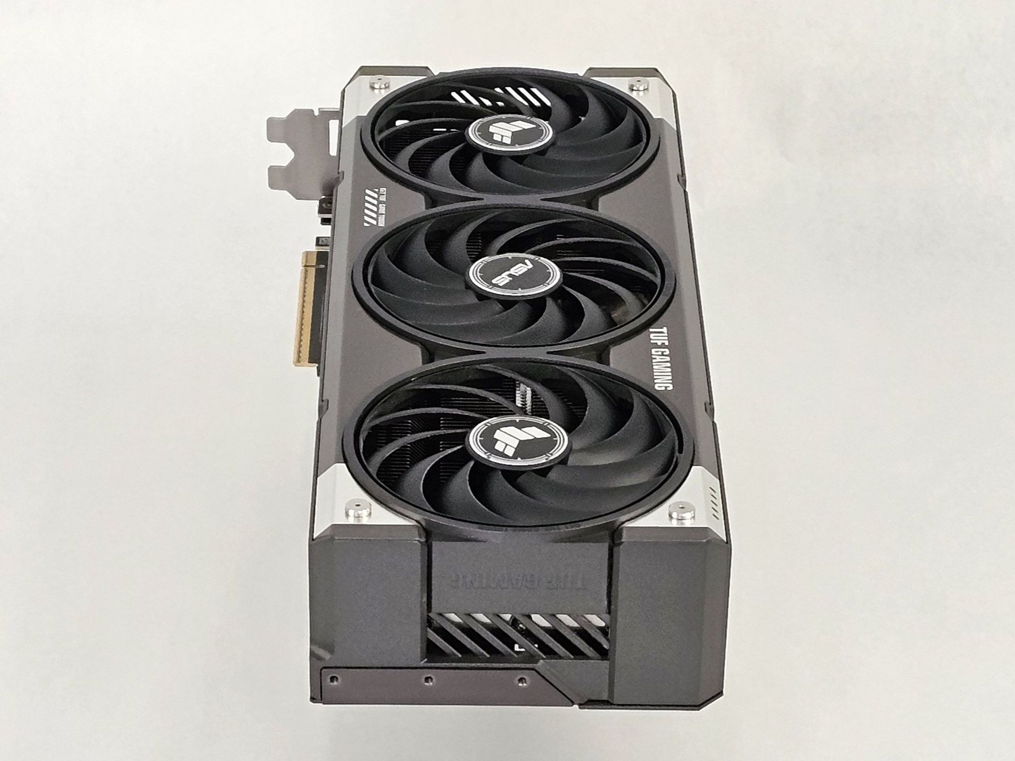 RTX 5070 Ti ASUS TUF Gaming 16GB
