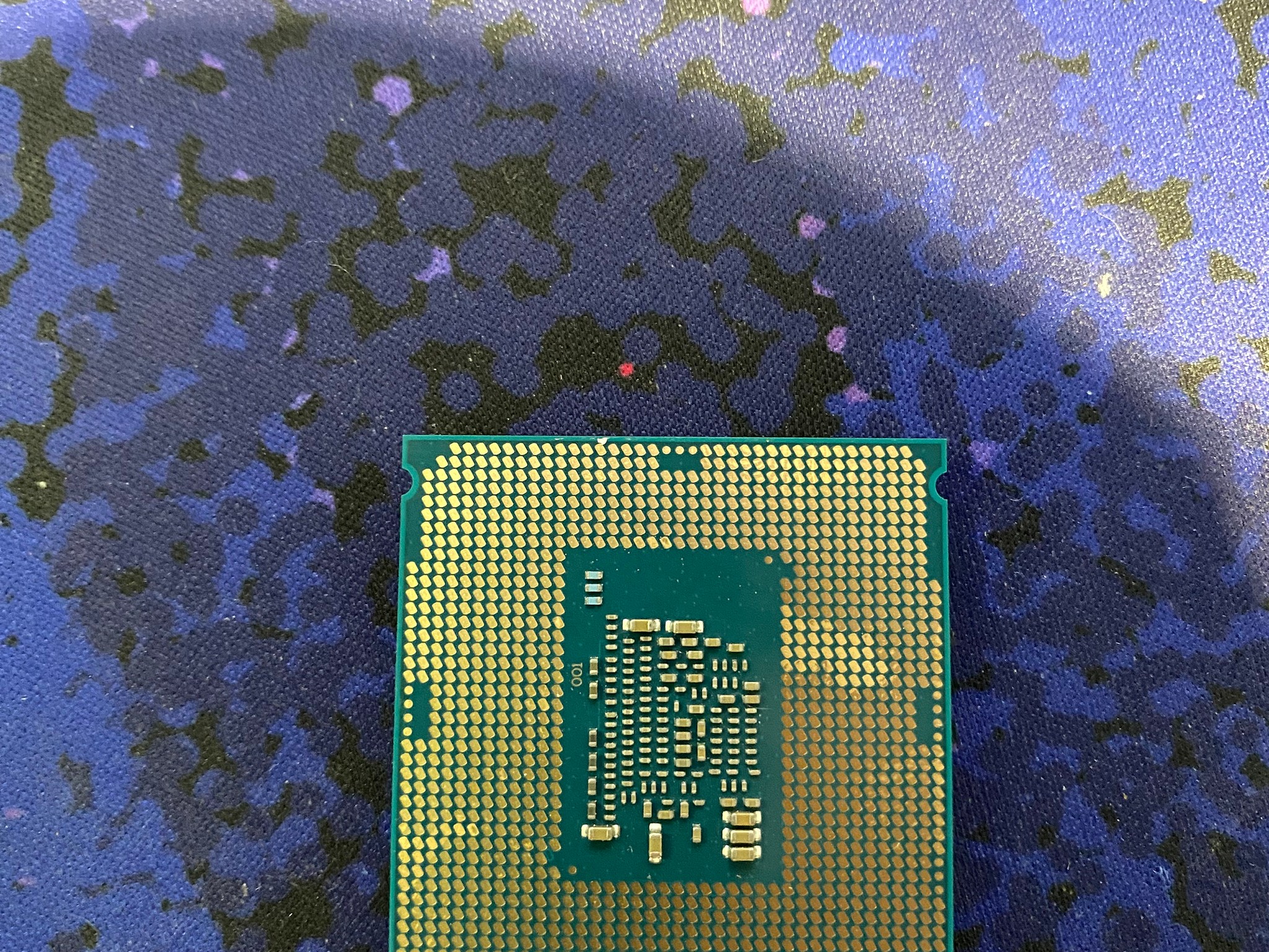 Intel Core i3-7100 3.9 GHz Dual-Core Processor lightly used, pulled from working system. 