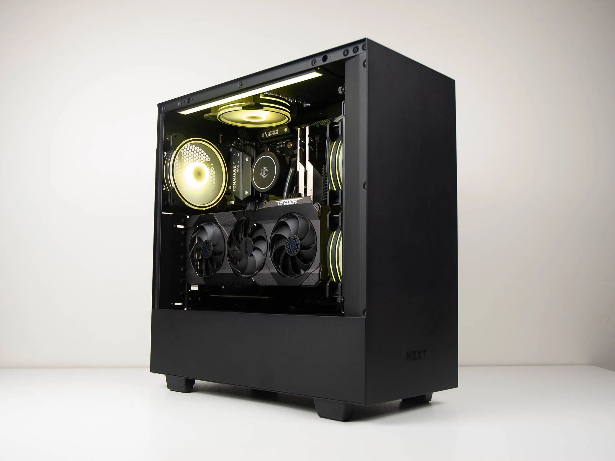 RTX 3060 Ti / Ryzen 5 5600 / 16gb RAM 