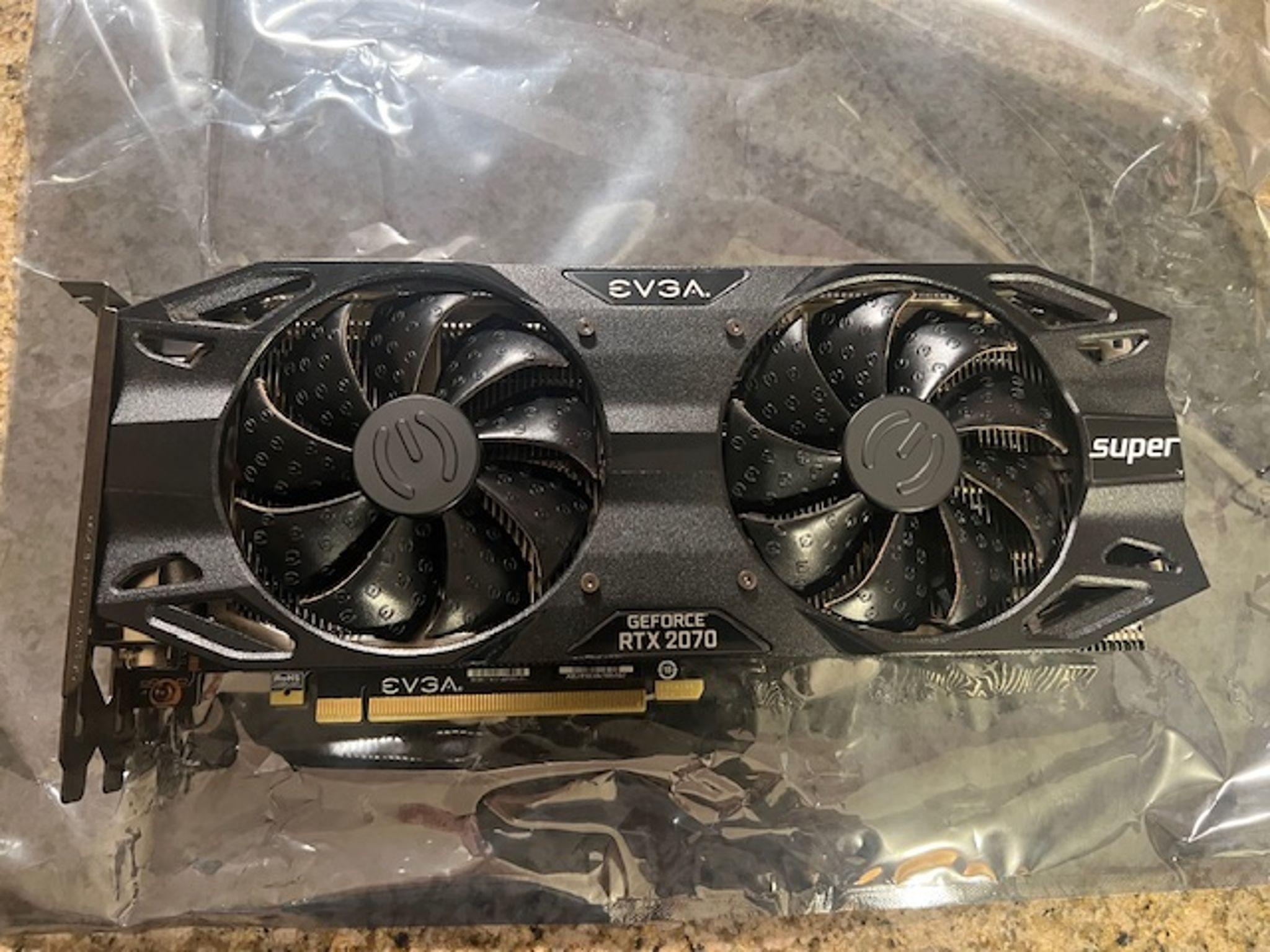 EVGA GeForce RTX 2070 SUPER BLACK GAMING Overclocked Dual-Fan 8GB GDDR6 PCIe 3.0 Graphics Card