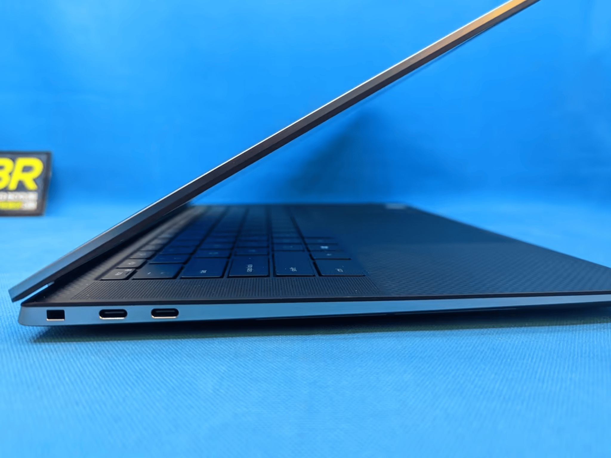 Dell Precision 5550 15" Mobile Workstation Laptop i7-10850H 2.70Ghz Quadro T1000 16GB RAM 256GB SSD