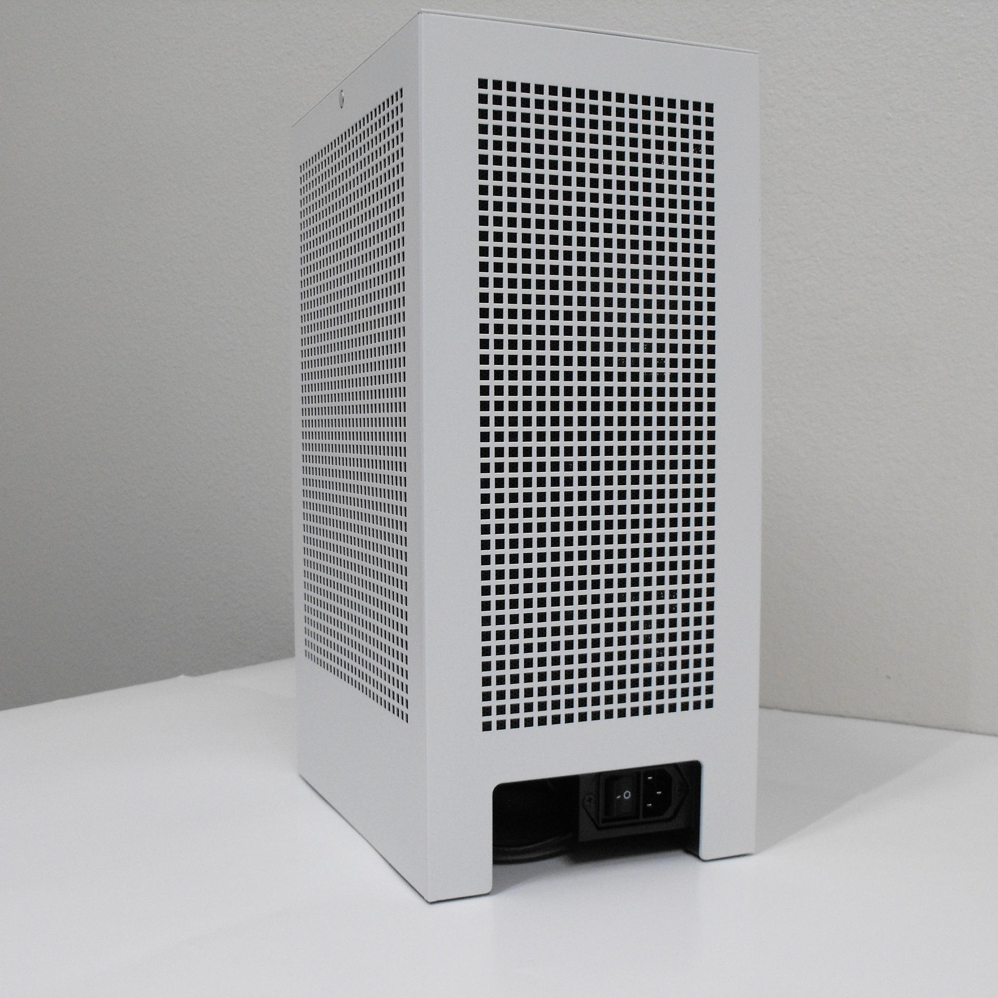 ITX PC on Sale! Ryzen 5 5600X, RTX 3070, 32GB DDR4-3200, 2TB SSD NVMe