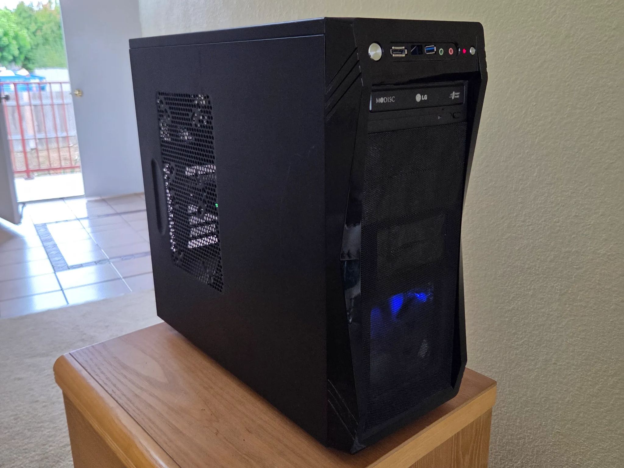 Complete PC with Intel Core i5-3570k CPU and GTX 1050 TI GPU