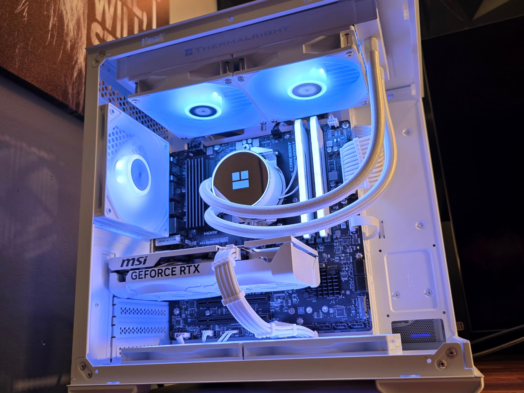 RTX 5060 + RYZEN 5 5600X PC