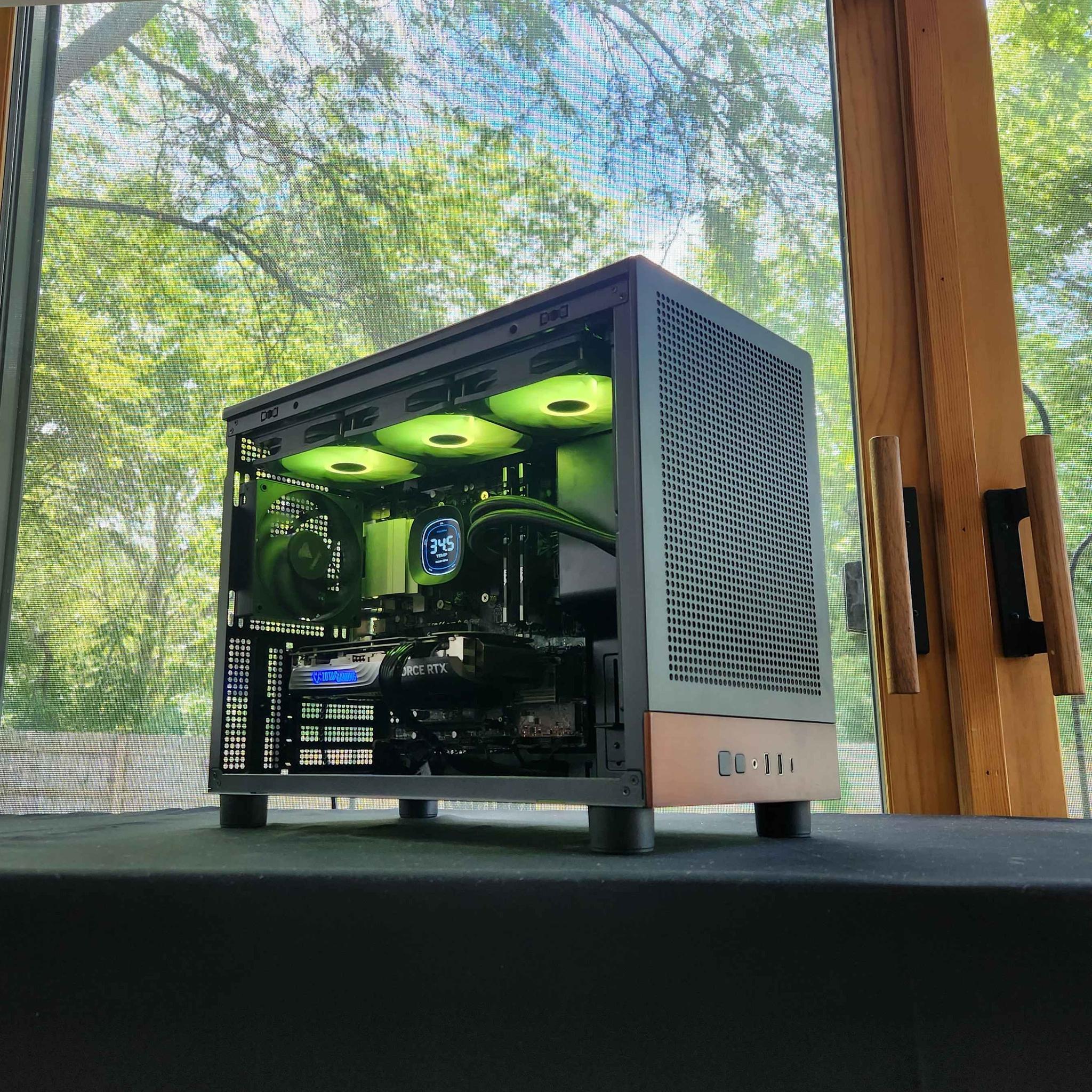 🍀RTX 4070 | Ryzen 5 5600X | 32GB DDR4 | 2TB NVMe | WiFi | Windows