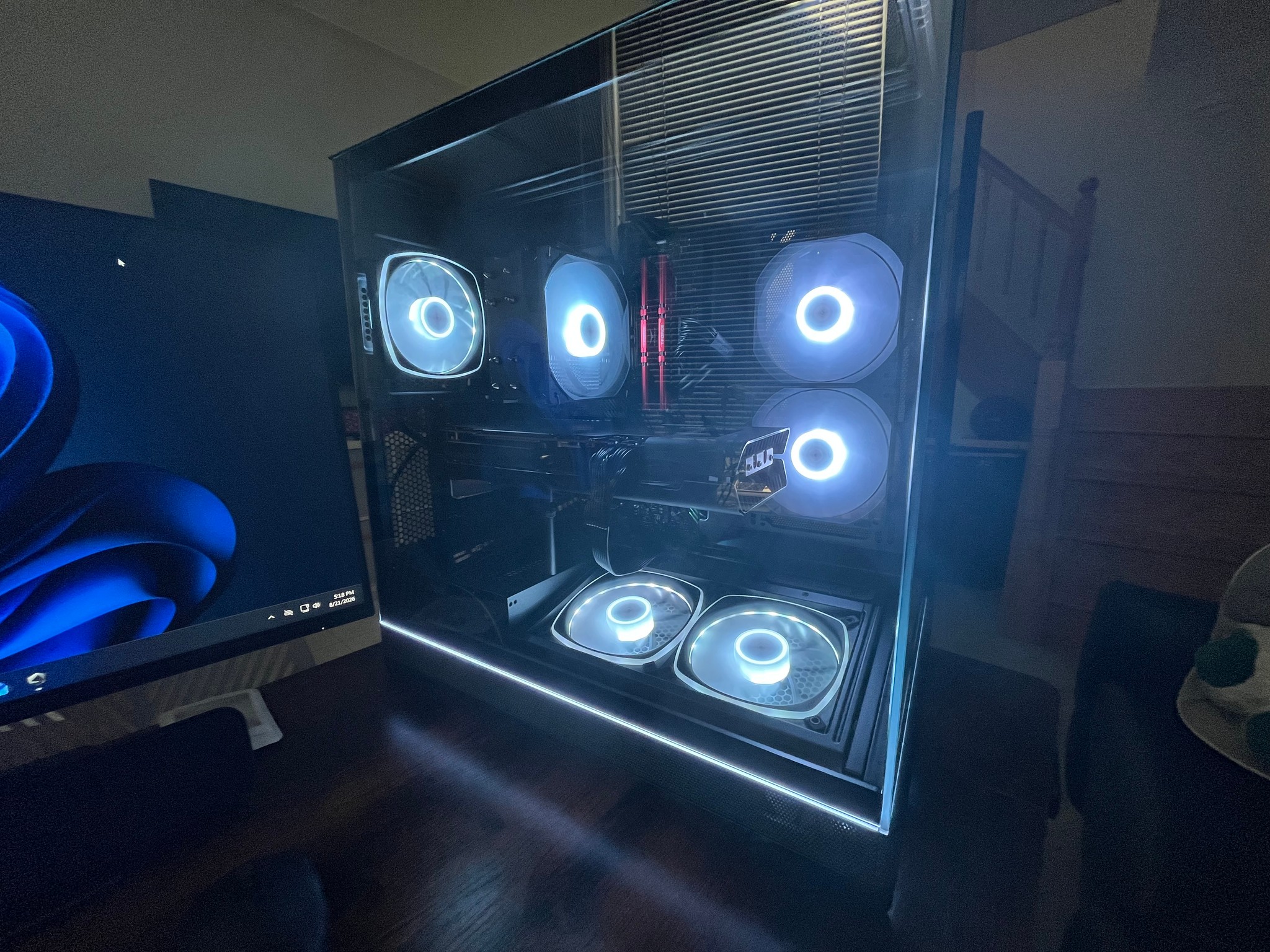 🔥 High Performance Gaming PC - / Ryzen 5 5600X / XFX RX 6800 / 16GB DDR4 / 512GB NVMe 🚀