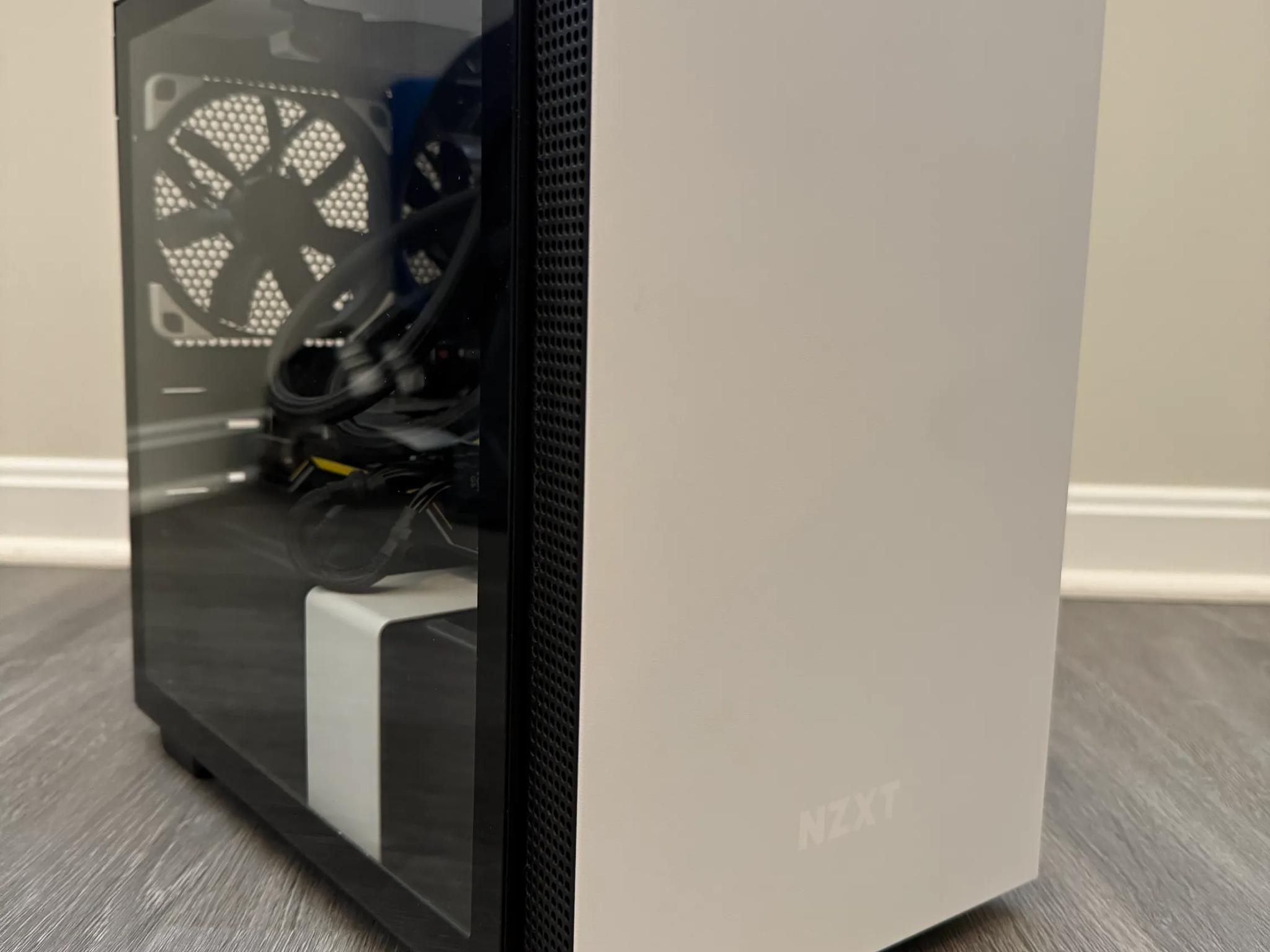 Mini Black & White Gaming PC - AMD Ryzen 5 3600X, AMD RX 5700XT, 32 GB RAM, Windows 11 Home