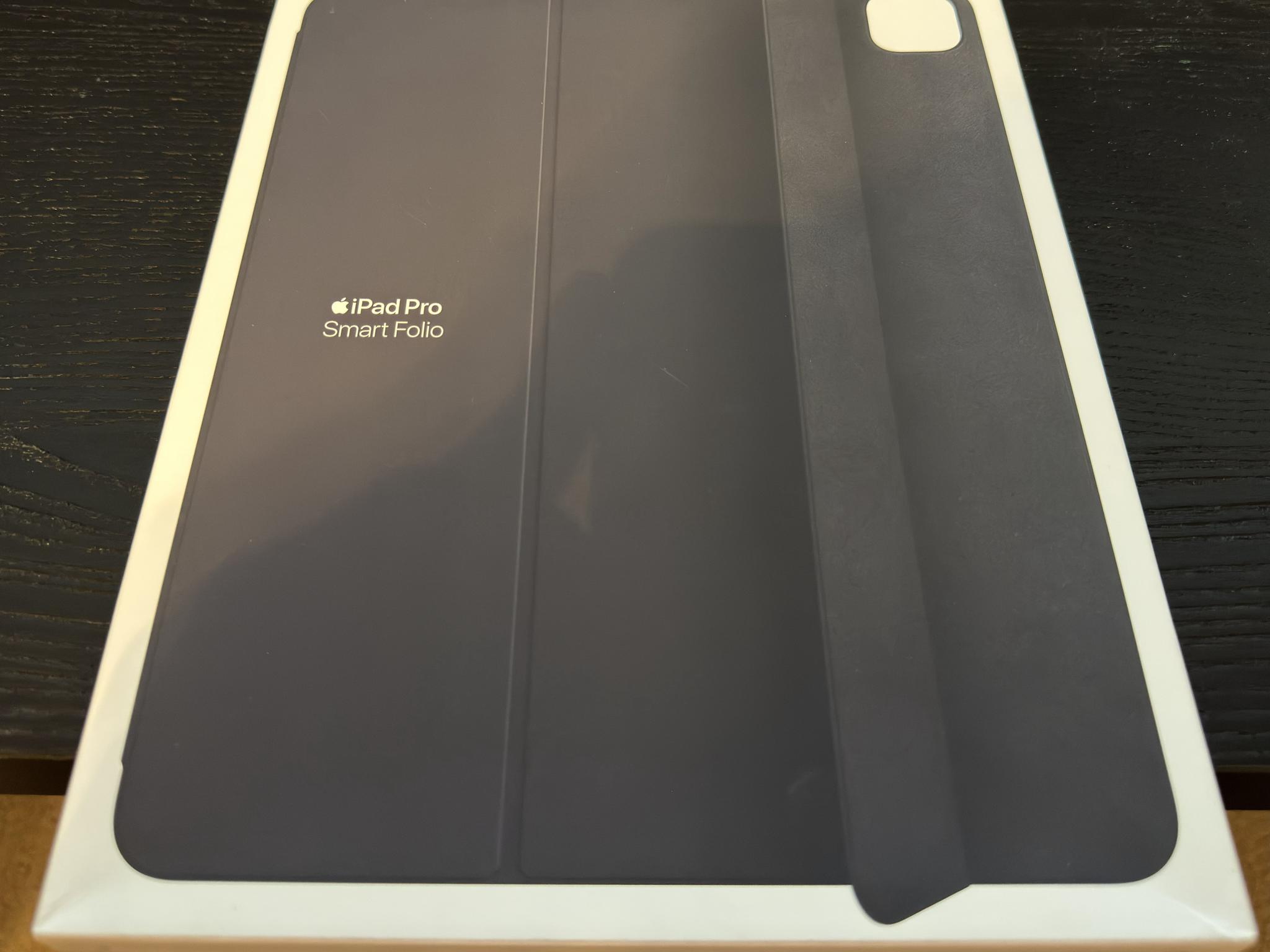 Smart Folio for iPad Pro 13-inch (M4 & M5) - Black