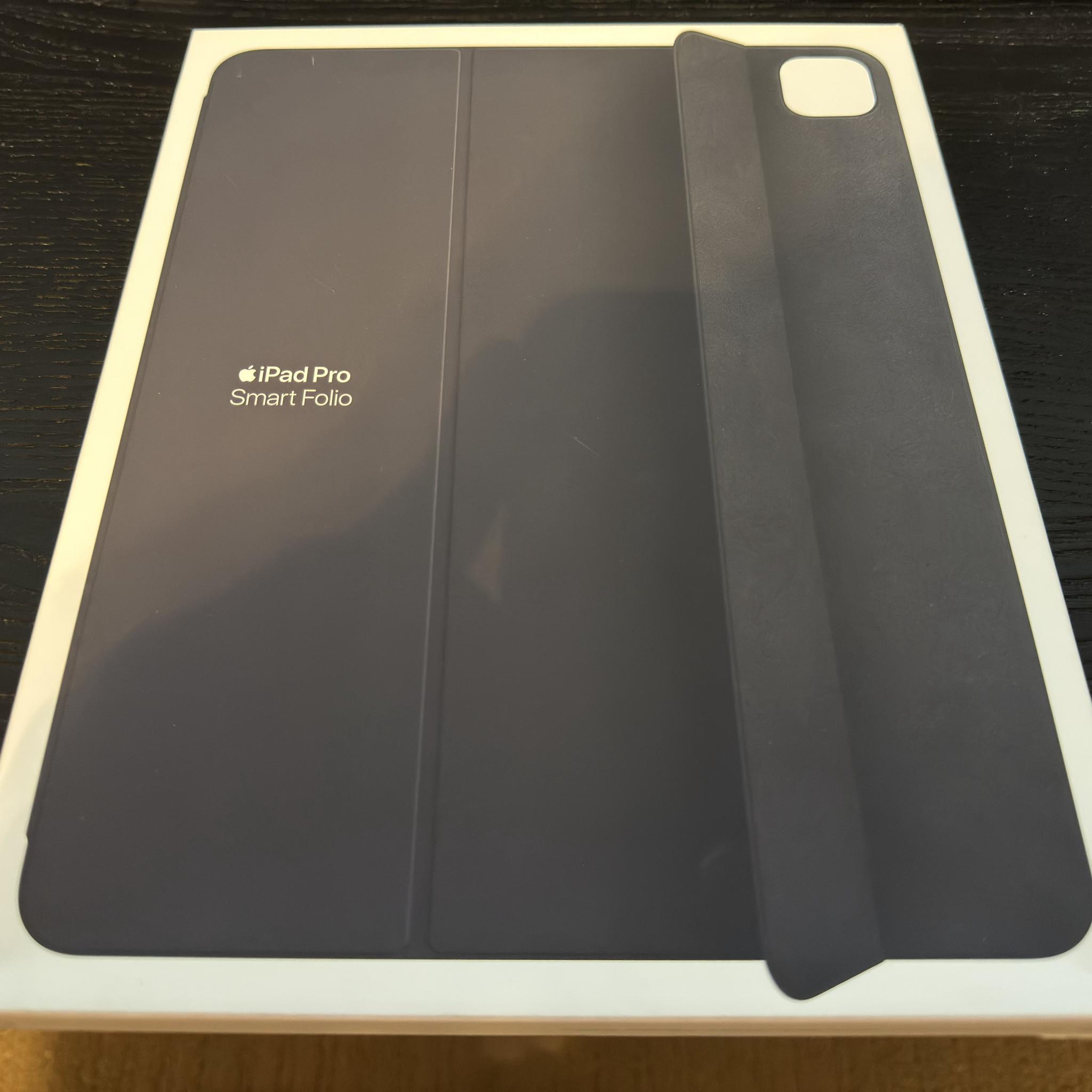 Smart Folio for iPad Pro 13-inch (M4 & M5) - Black