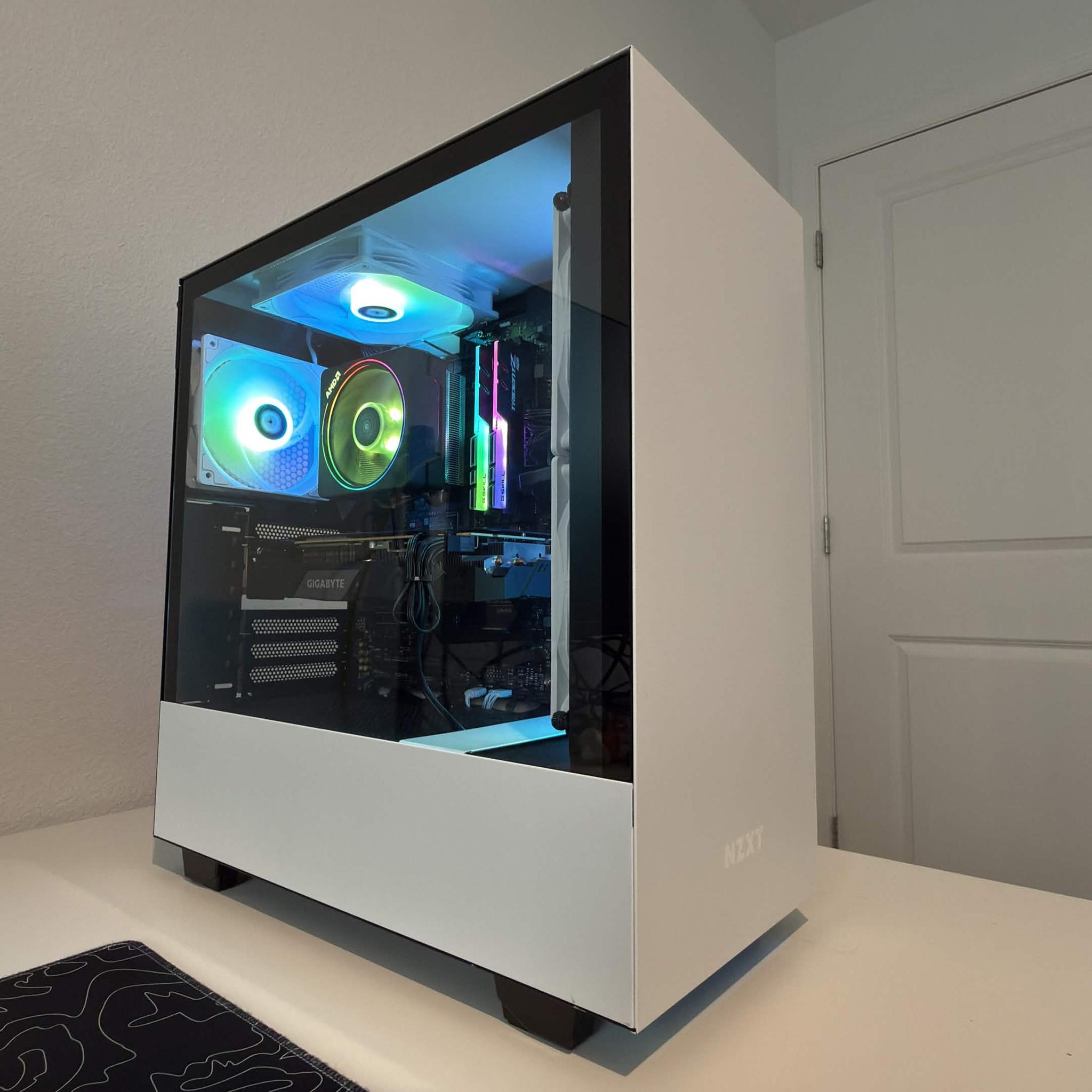 GeForce RTX 2070 Super Custom Gaming PC - Ryzen 7 3700X