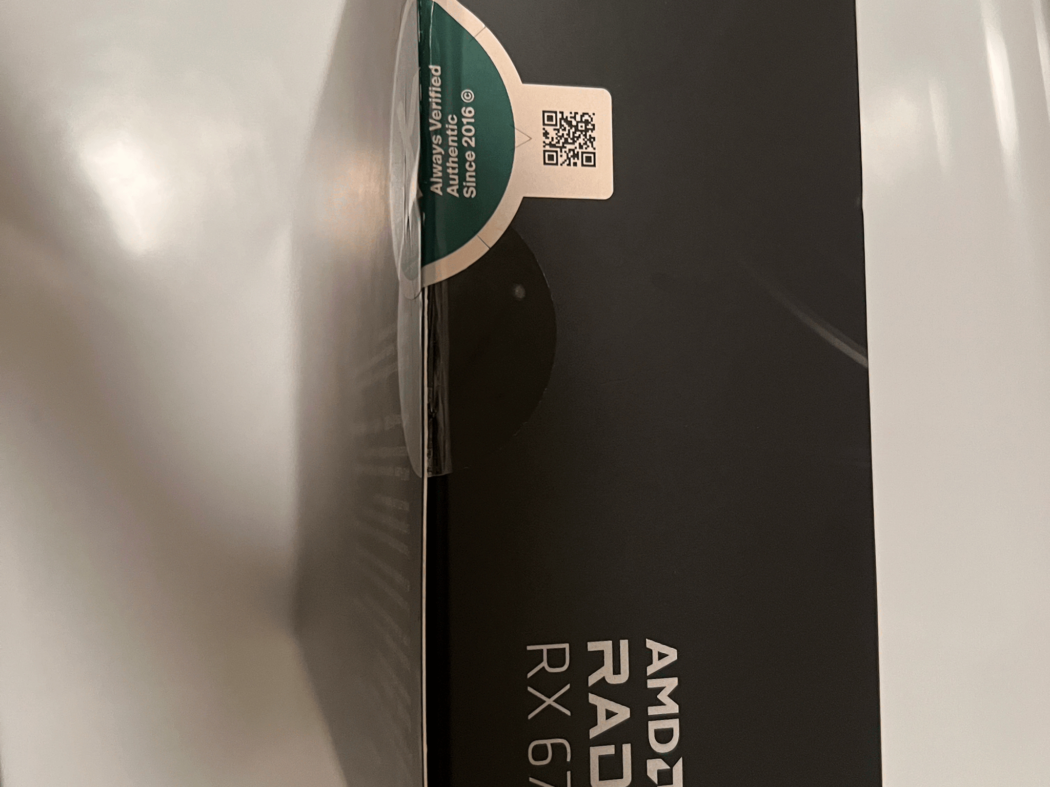 RADEON 6700XT