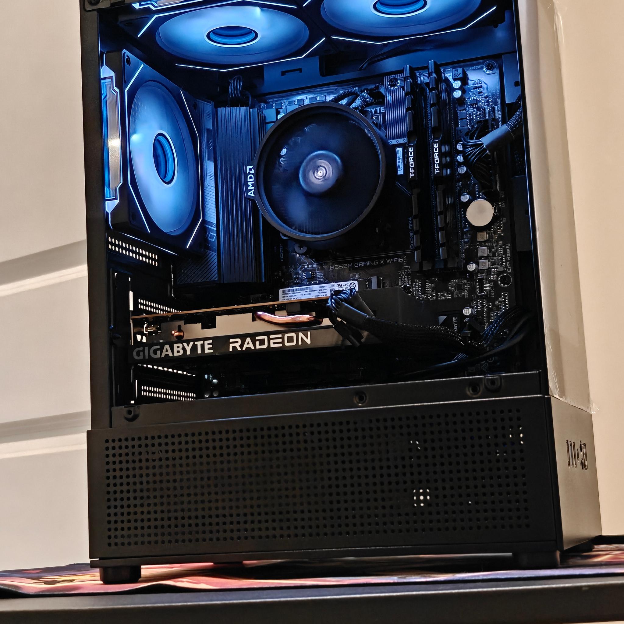 Radeon RX 6500 XT Custom Gaming PC - Ryzen 5 5500, 16GB RAM, 512GB SSD