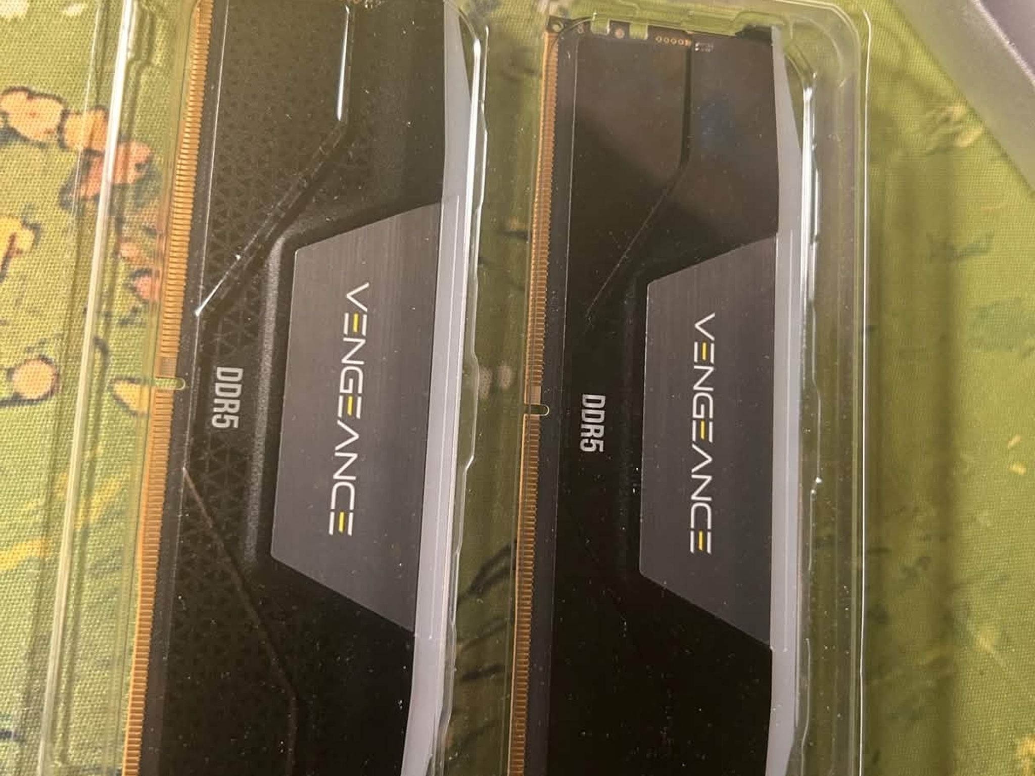 Corsair Vengeance RGB DDR5 32GB 6400MHz *BRAND NEW*