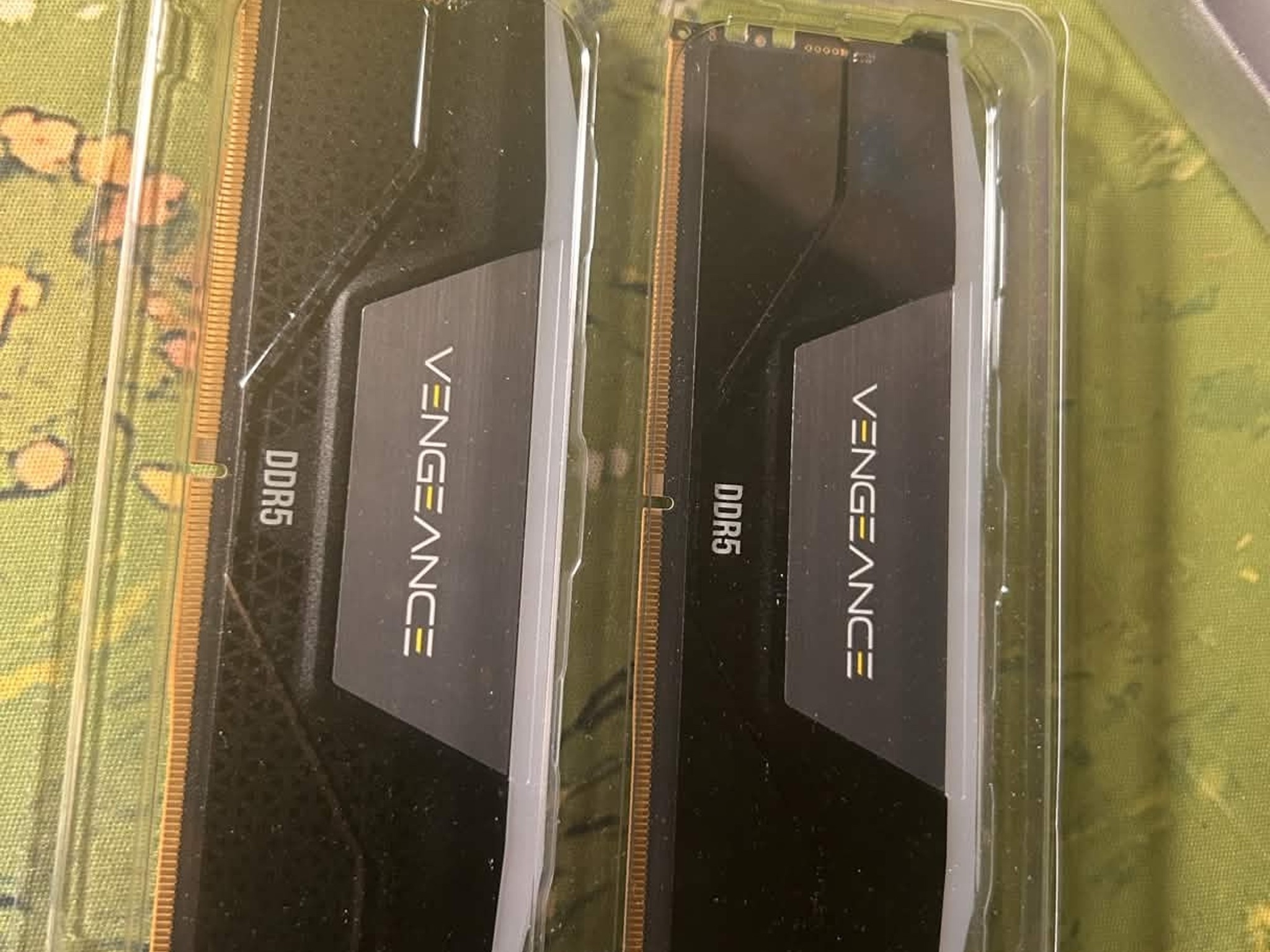 Corsair Vengeance RGB DDR5 32GB 6400MHz *BRAND NEW*