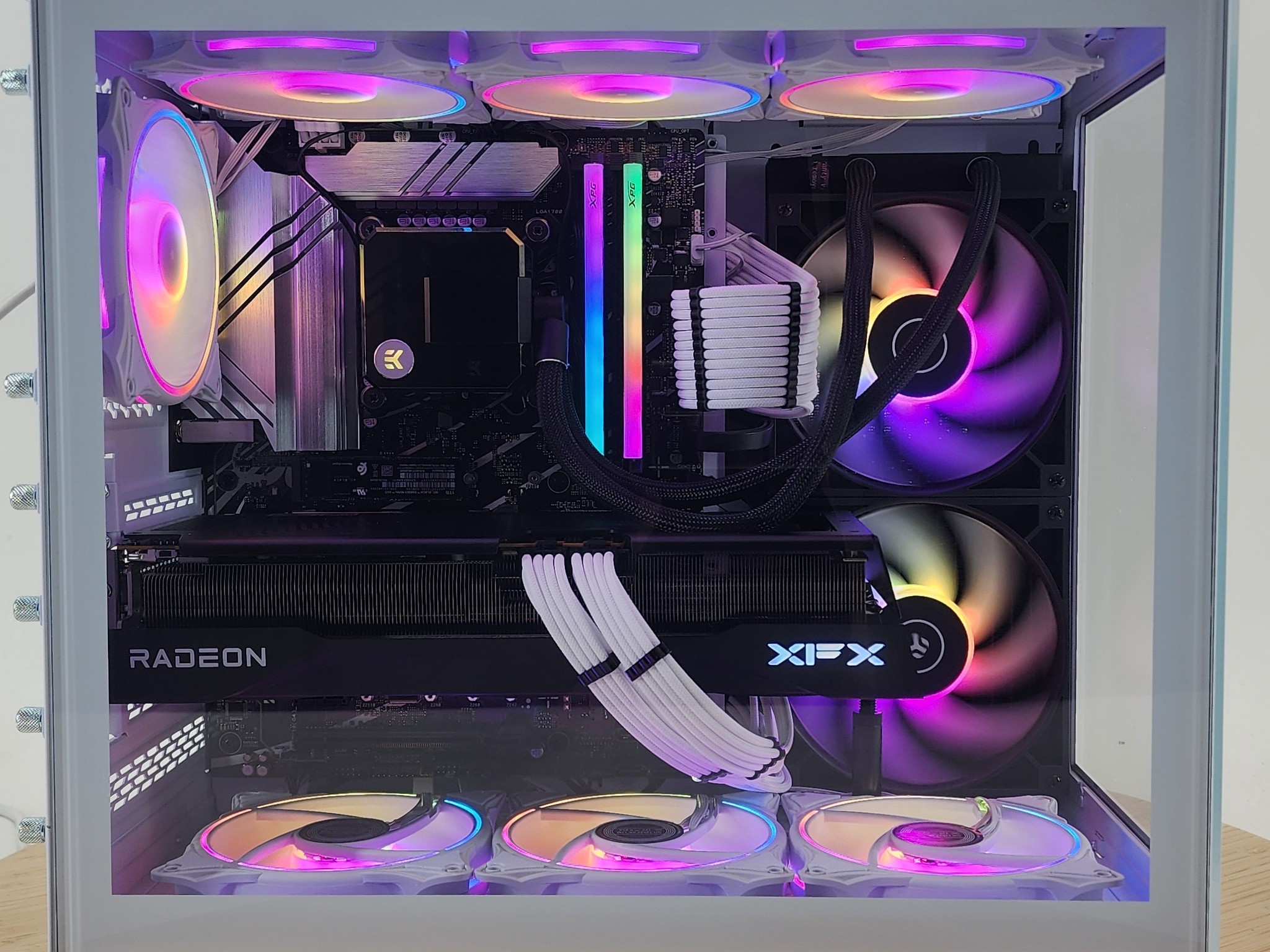 Gaming PC i9-14900K 32GB RAM 1TB SSD RX 9070 XT 16GB Windows 11 Computer