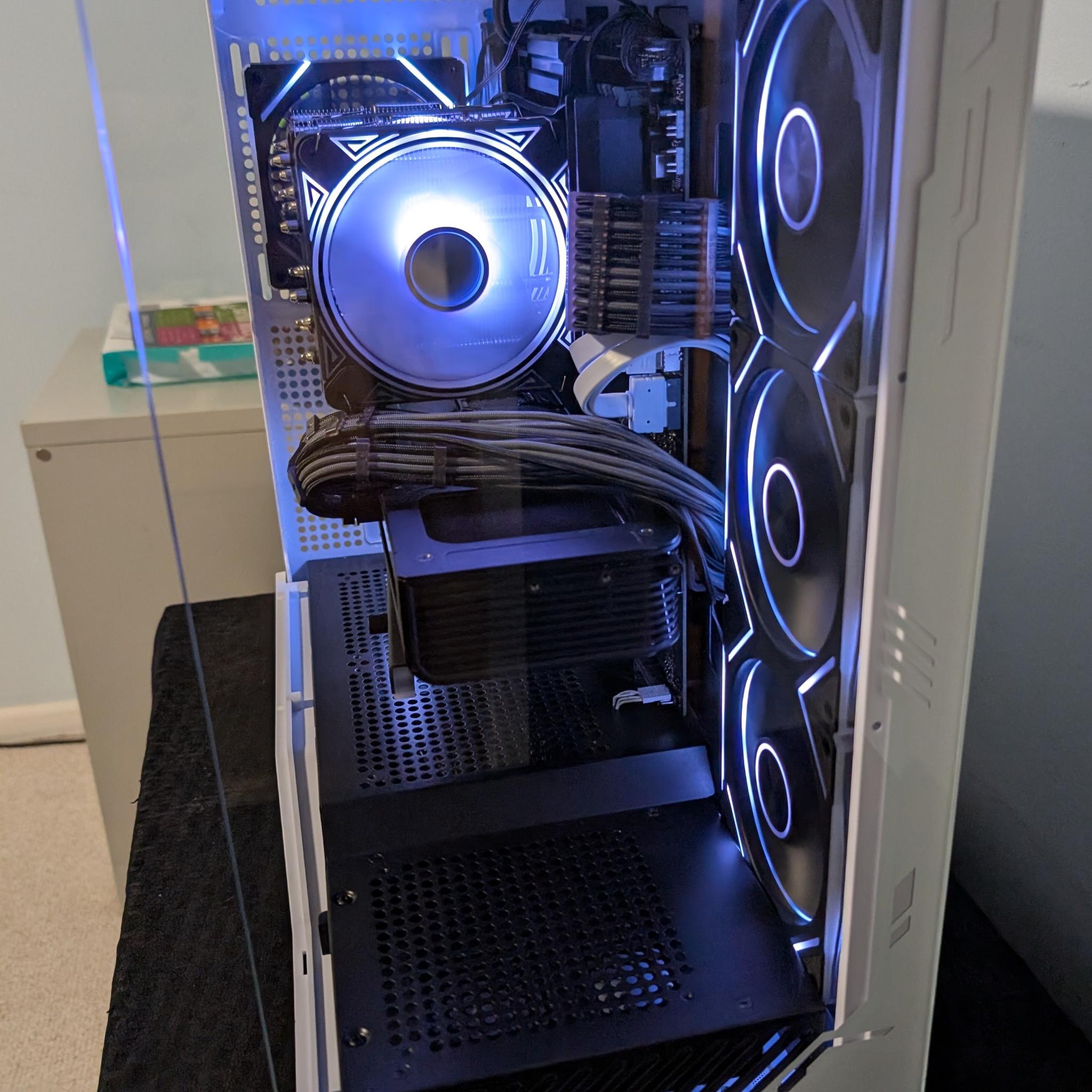Ryzen 7 7800x3d-RX 9070 XT-32 GB DDR5 6000-1 TB NVME mostly new Gaming PC