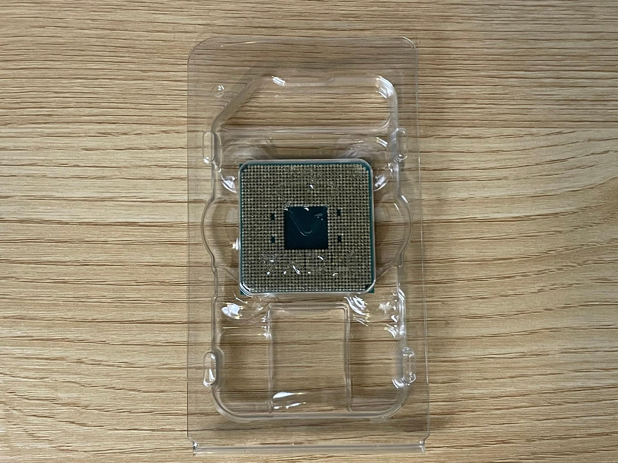 Lot of 2 AMD Ryzen 7 2700X