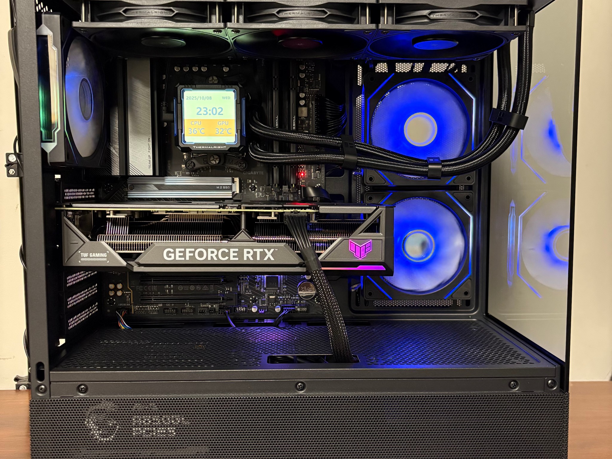 RTX 4070 Ti SUPER | Ryzen 7 9700X | 32GB DDR5 | 2TB NVMe | 850W Gold | Sama SV02 Black