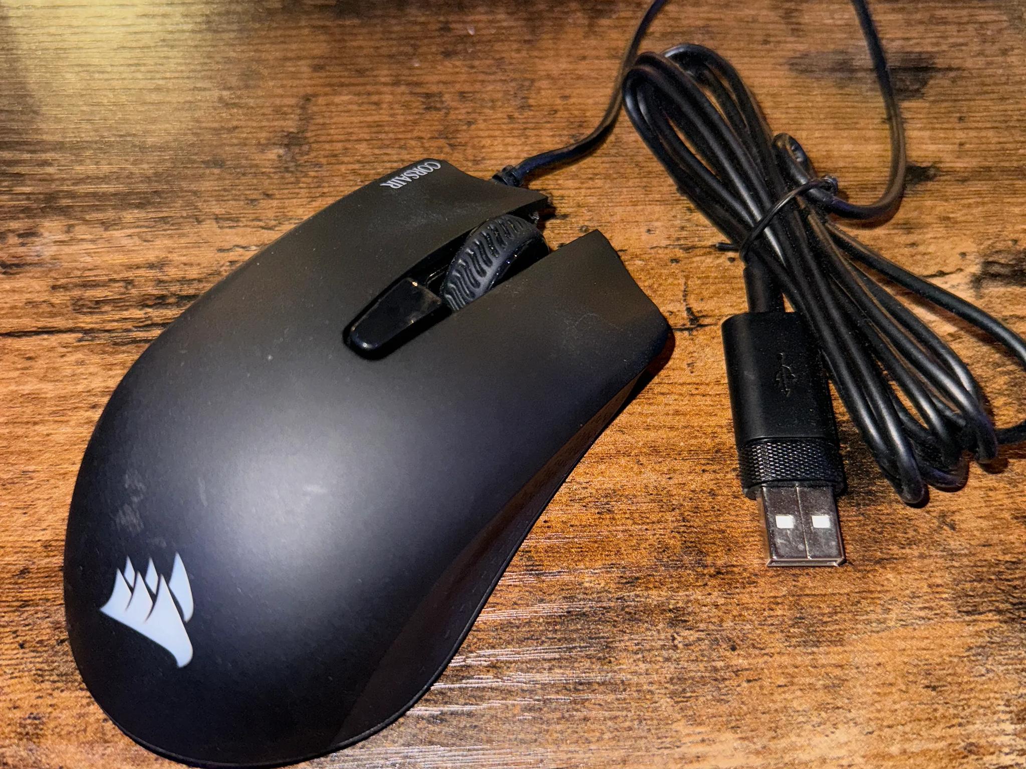 Lightly Used Excellent Condition Corsair Harpoon RGB Pro FPS/MOBA Gaming Mouse