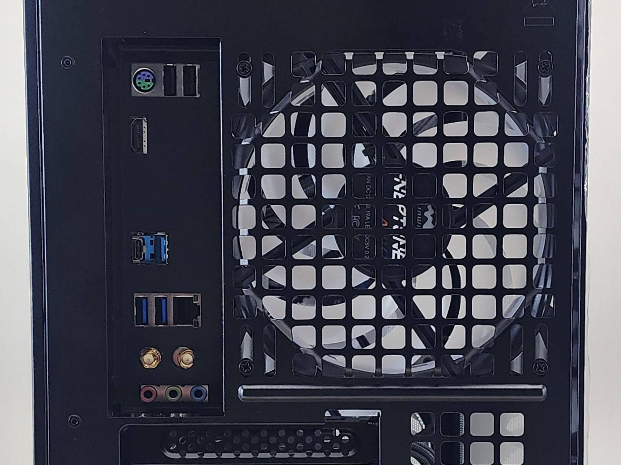 Gaming PC i7-11700KF 32GB RAM 1TB SSD RTX 3060 Ti 8GB Windows 11 Computer